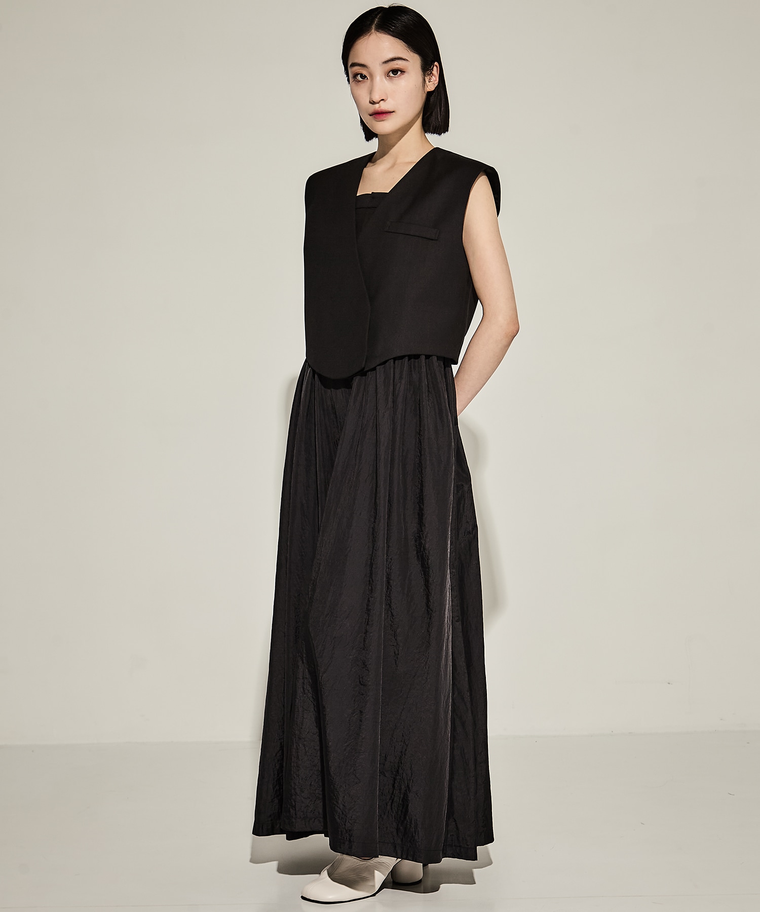 WAVE VEST WITH FLARE DRESS AMERI