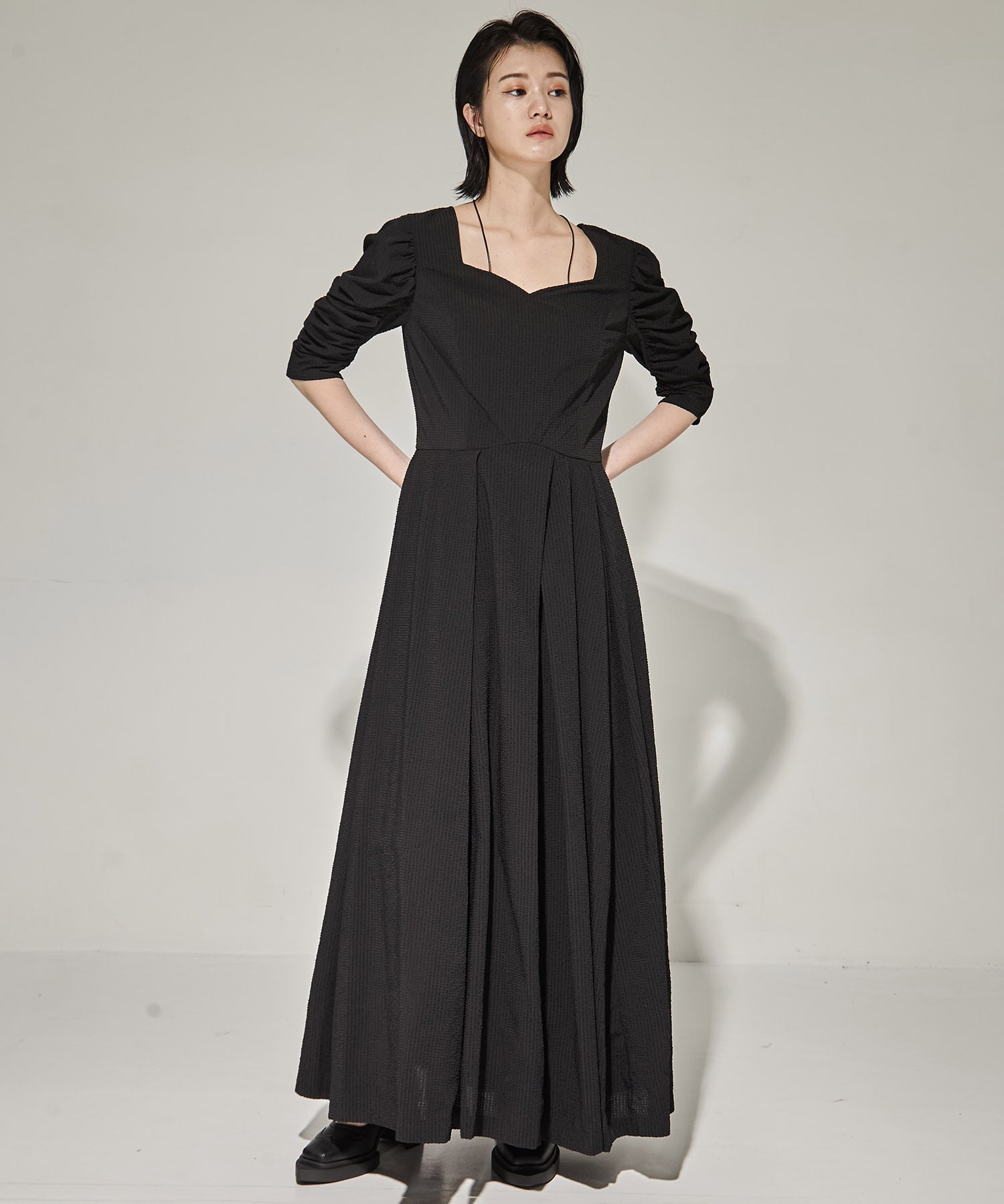SEERSUCKER VOLUME HEM DRESS AMERI