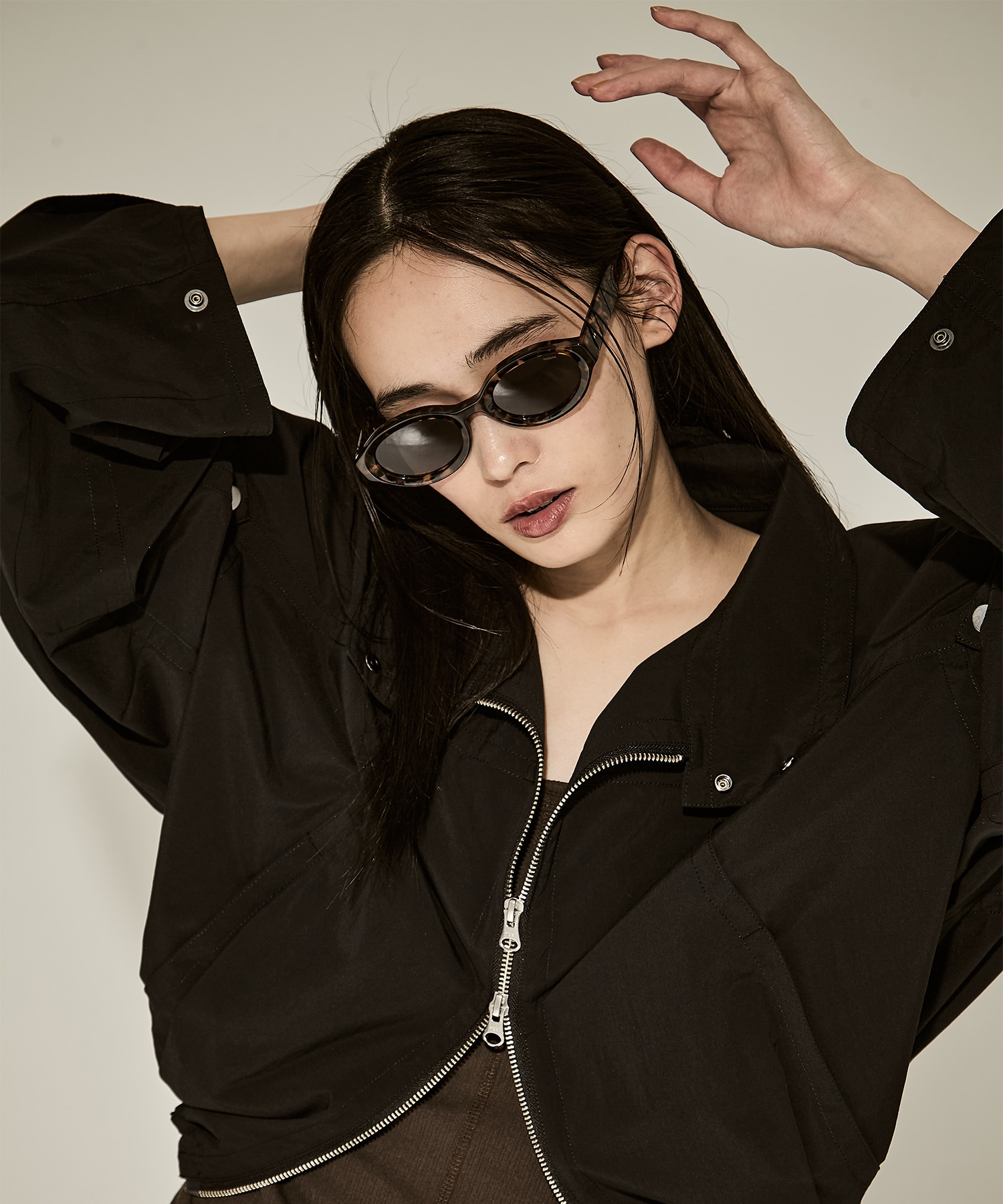 × BLANC OVAL TELEVISION-CUT SUNGLASSES FETICO