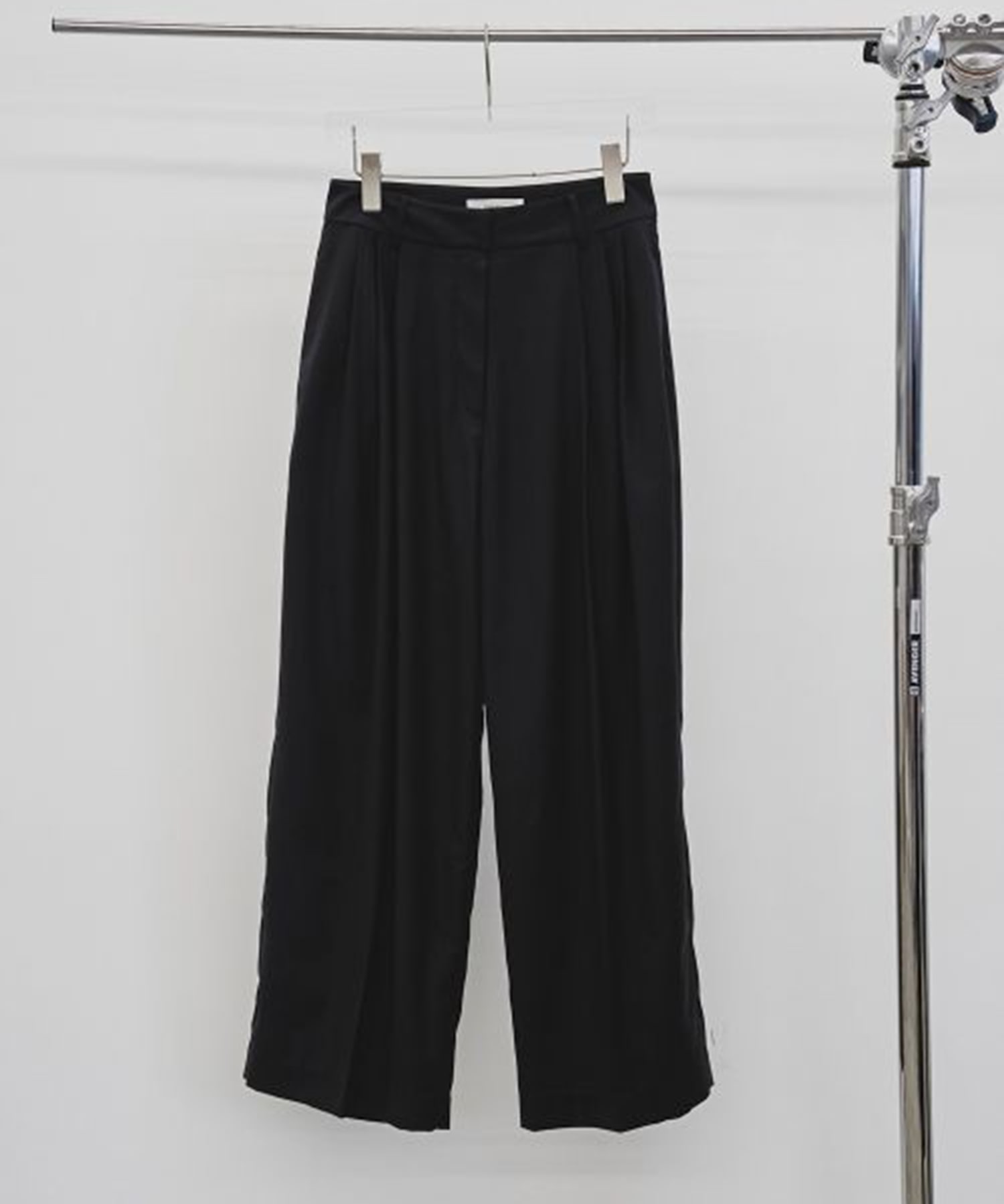 Lightweight Tuck Trousers TODAYFUL