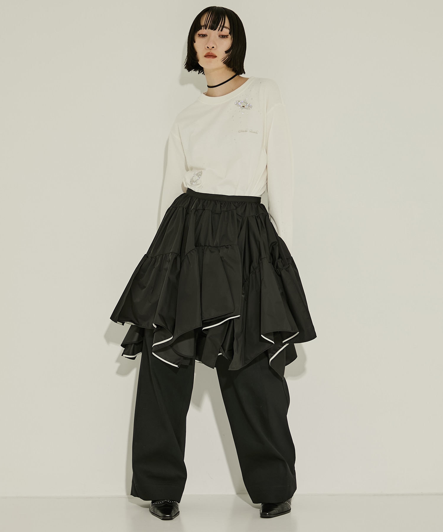 Bijou Aid long sleeve T-shirt White tanakadaisuke
