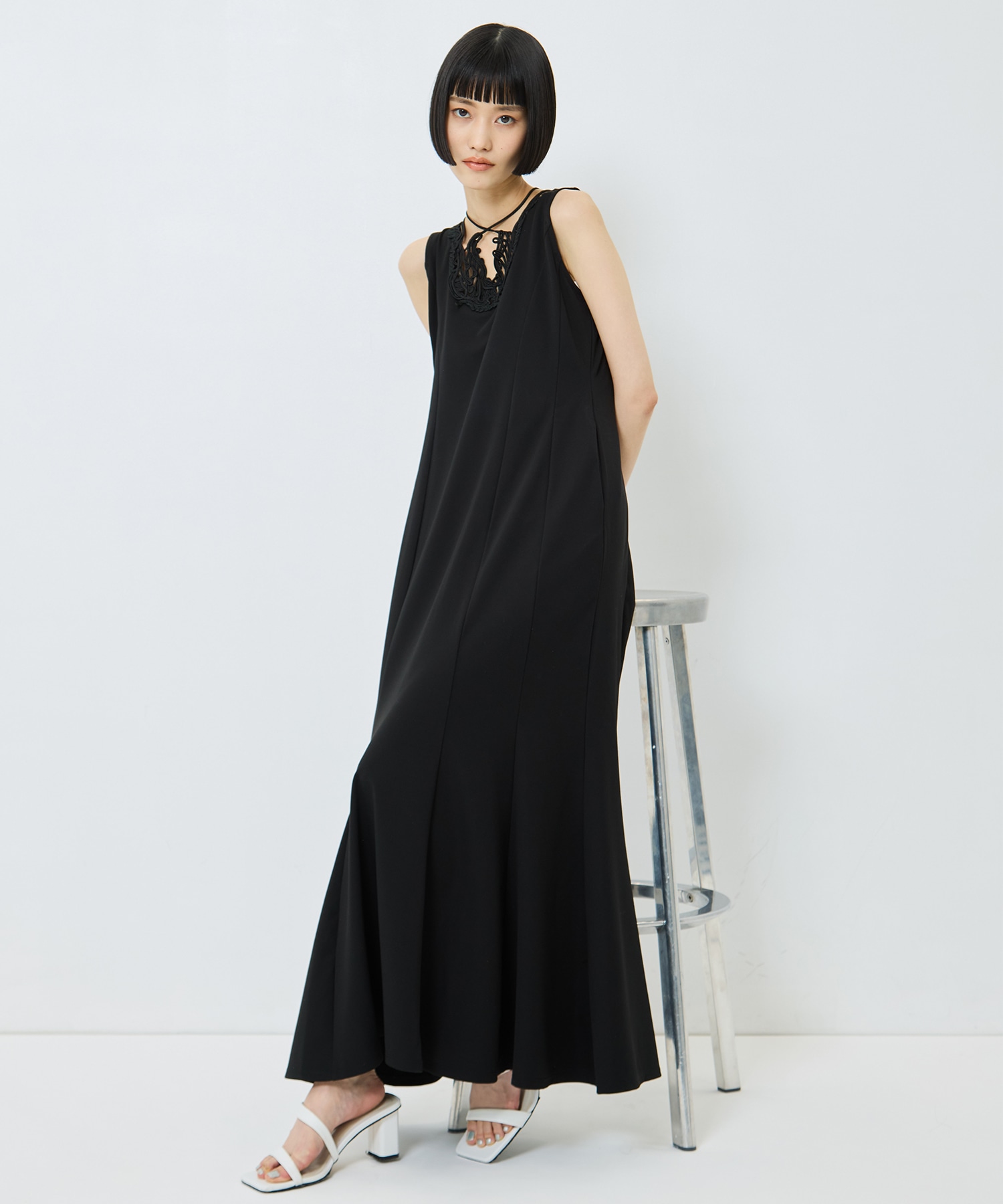 別注embroiddered one piece MURRAL