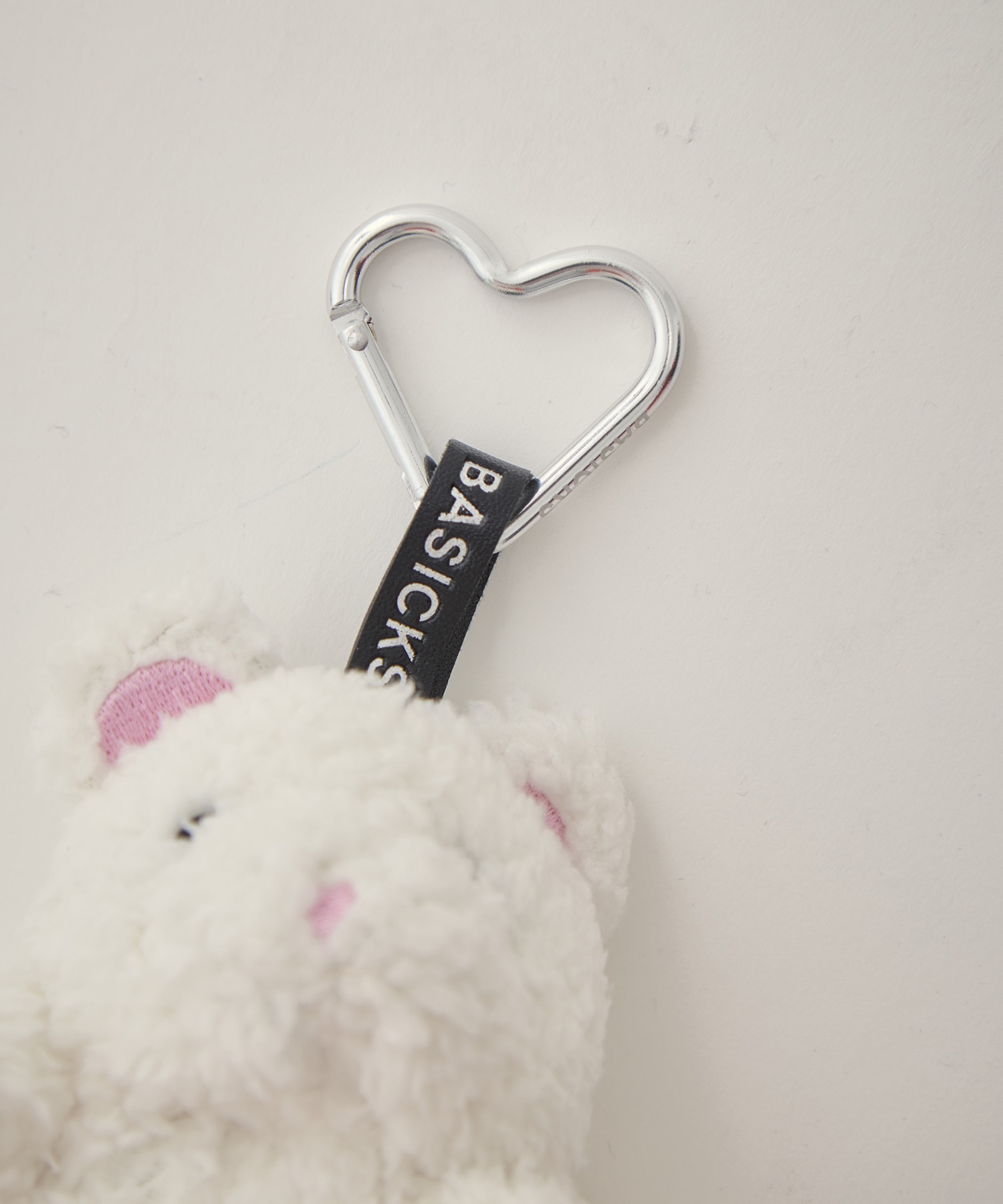A KUMA charm BASICKS