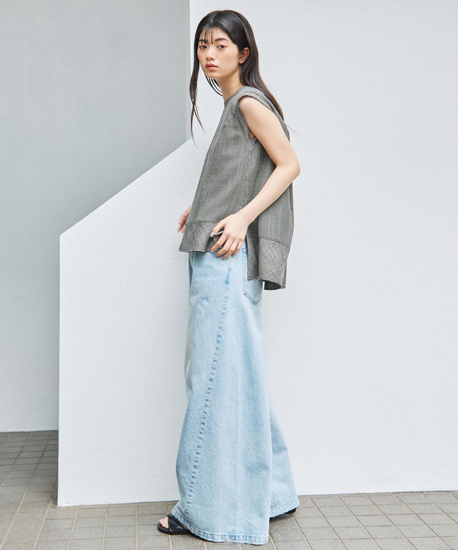 Sleeveless Washable Mesh Blouse STUDIOUS