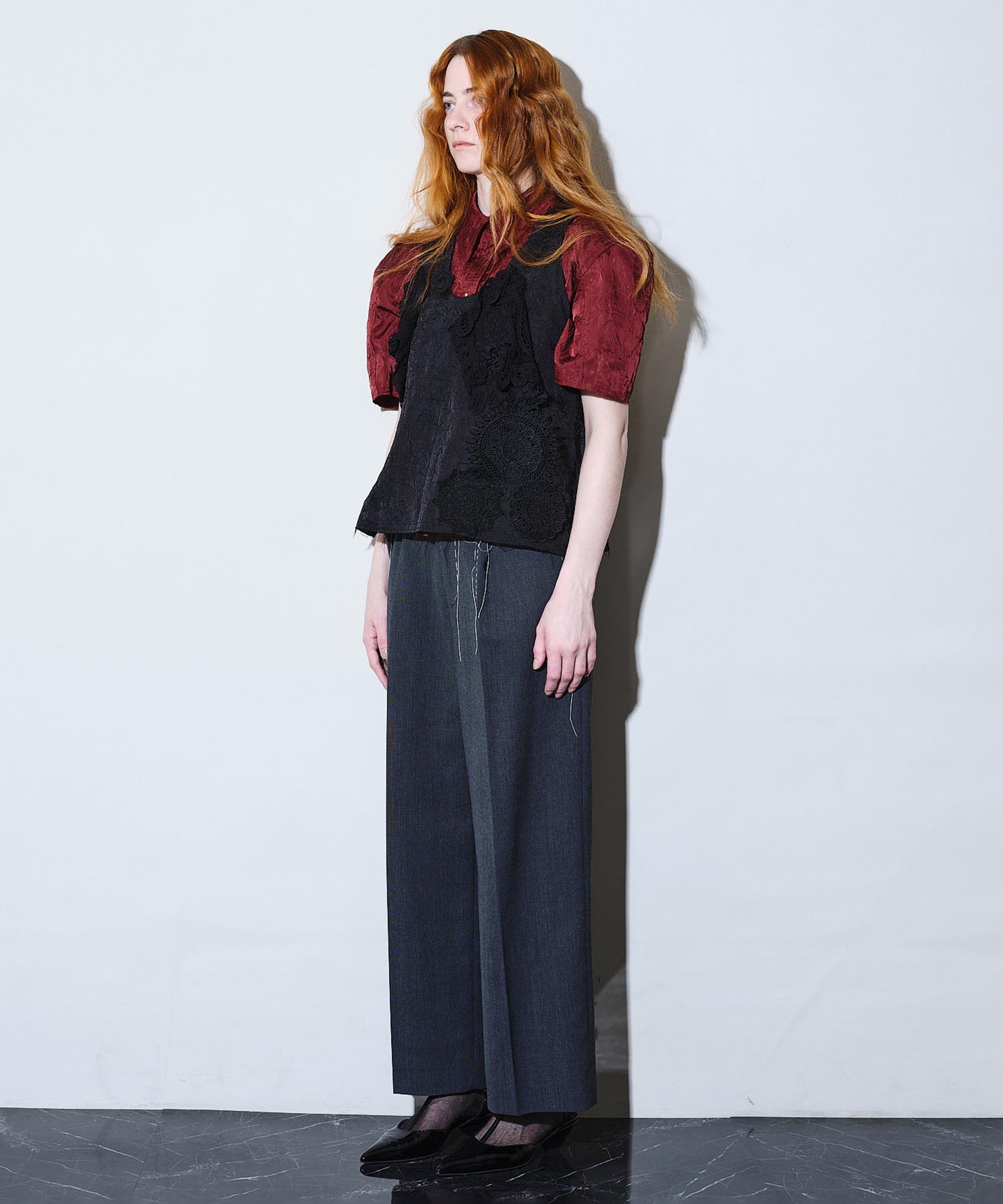 Darning motif tops HEELAL