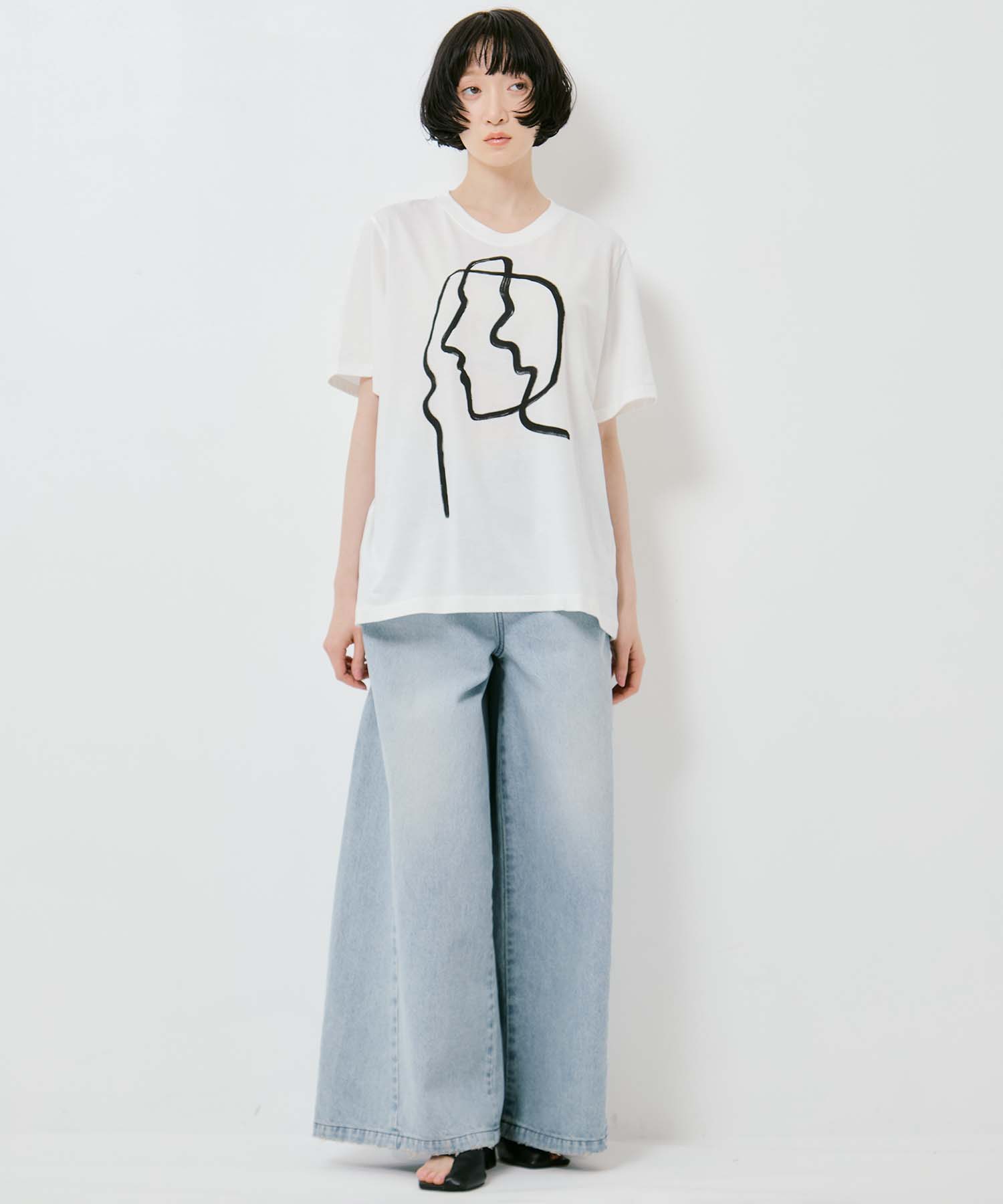 Line portrait T-shirt AKIRANAKA
