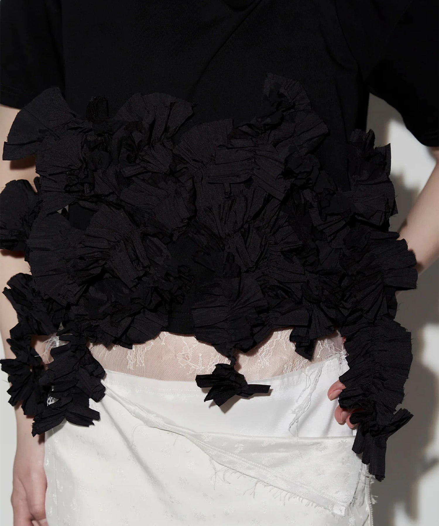 BLANCA FRILL Tshirt HEELAL