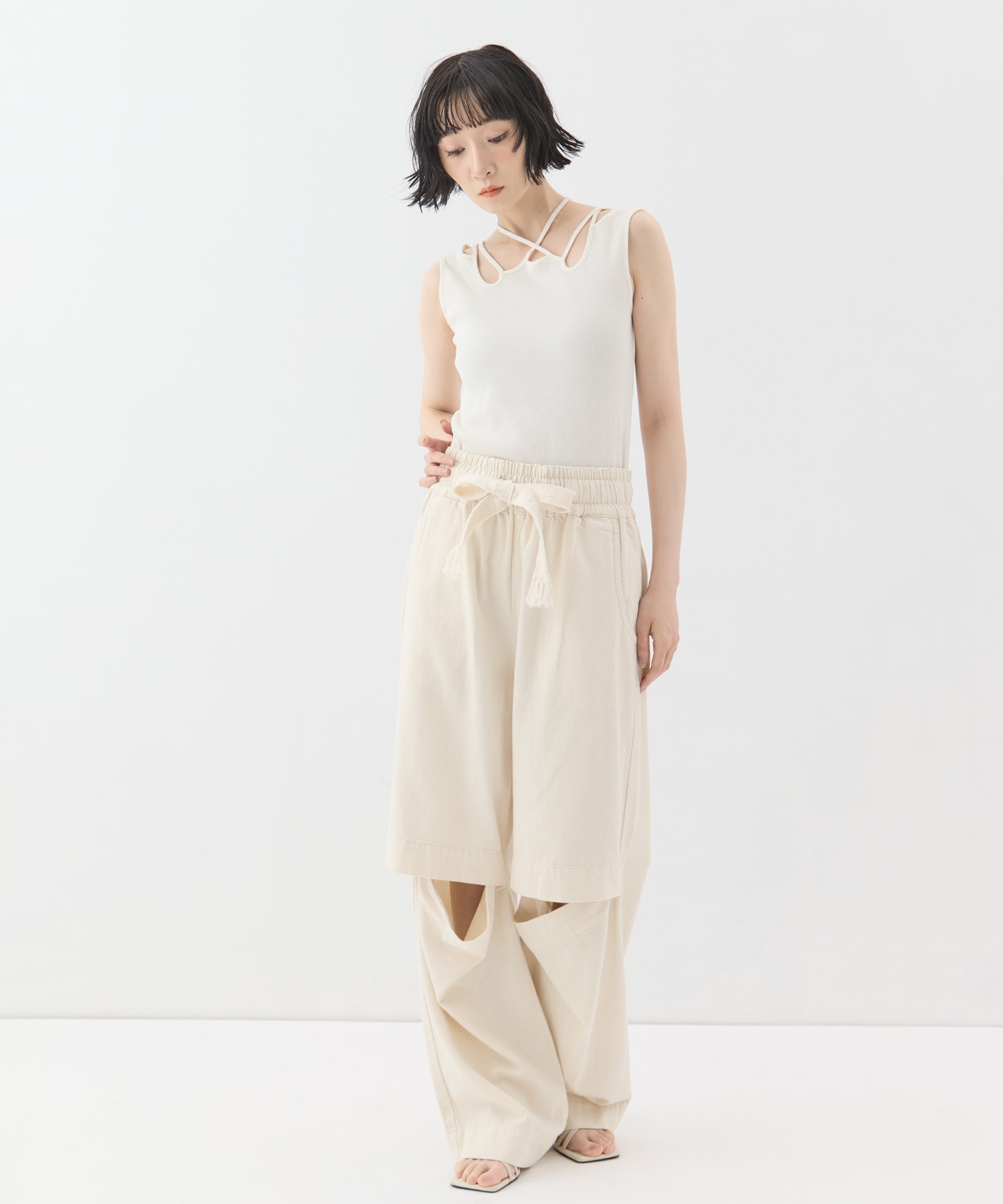 別注Relaxed open knee LIVINGTONE