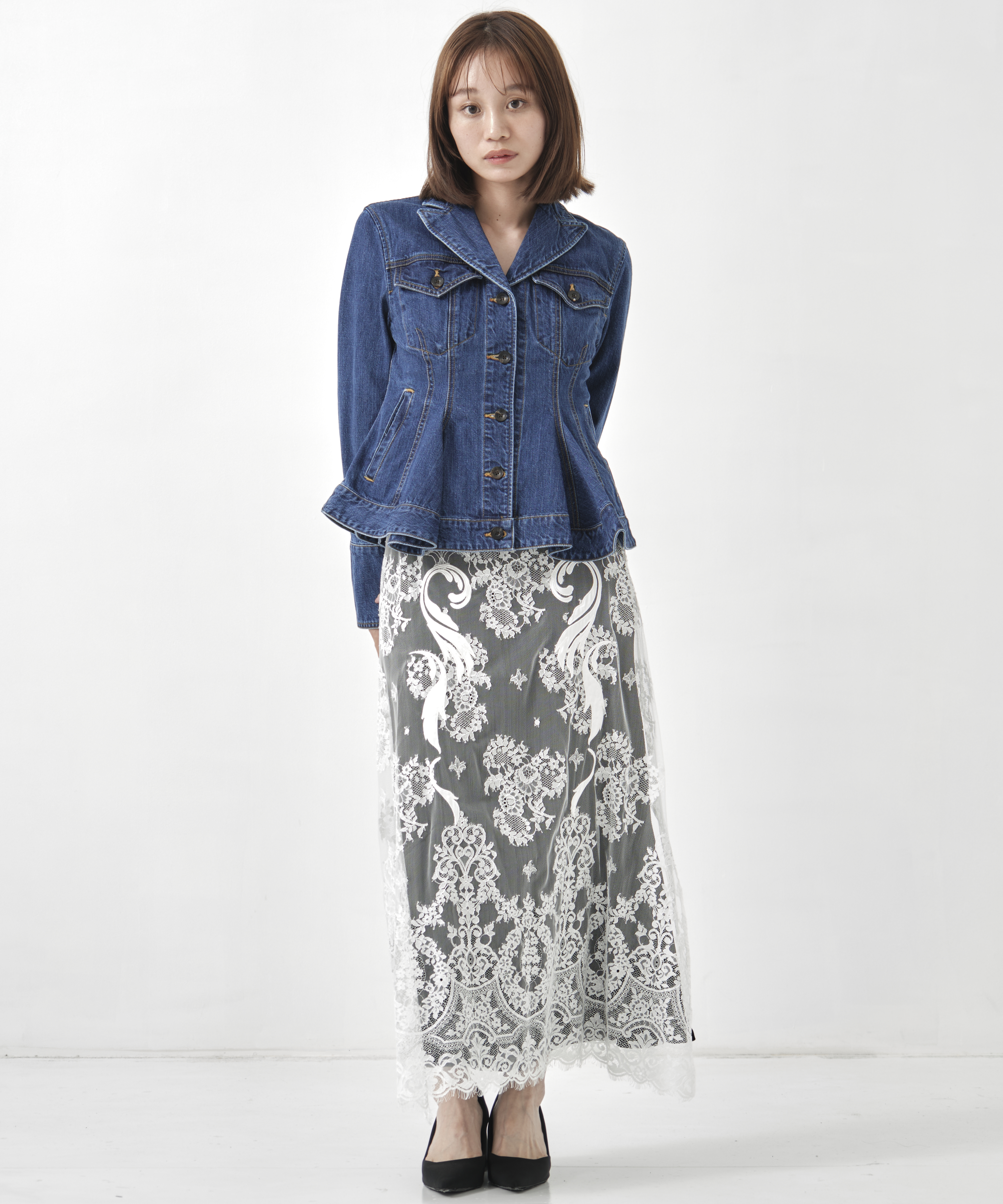 EMBROIDERED LACE SKIRT 