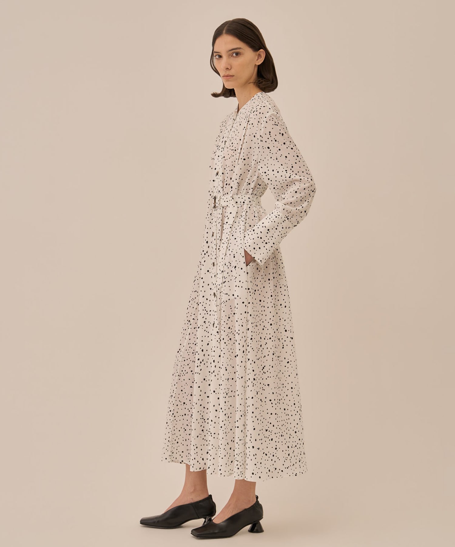 Yasetsu dress AKIRANAKA