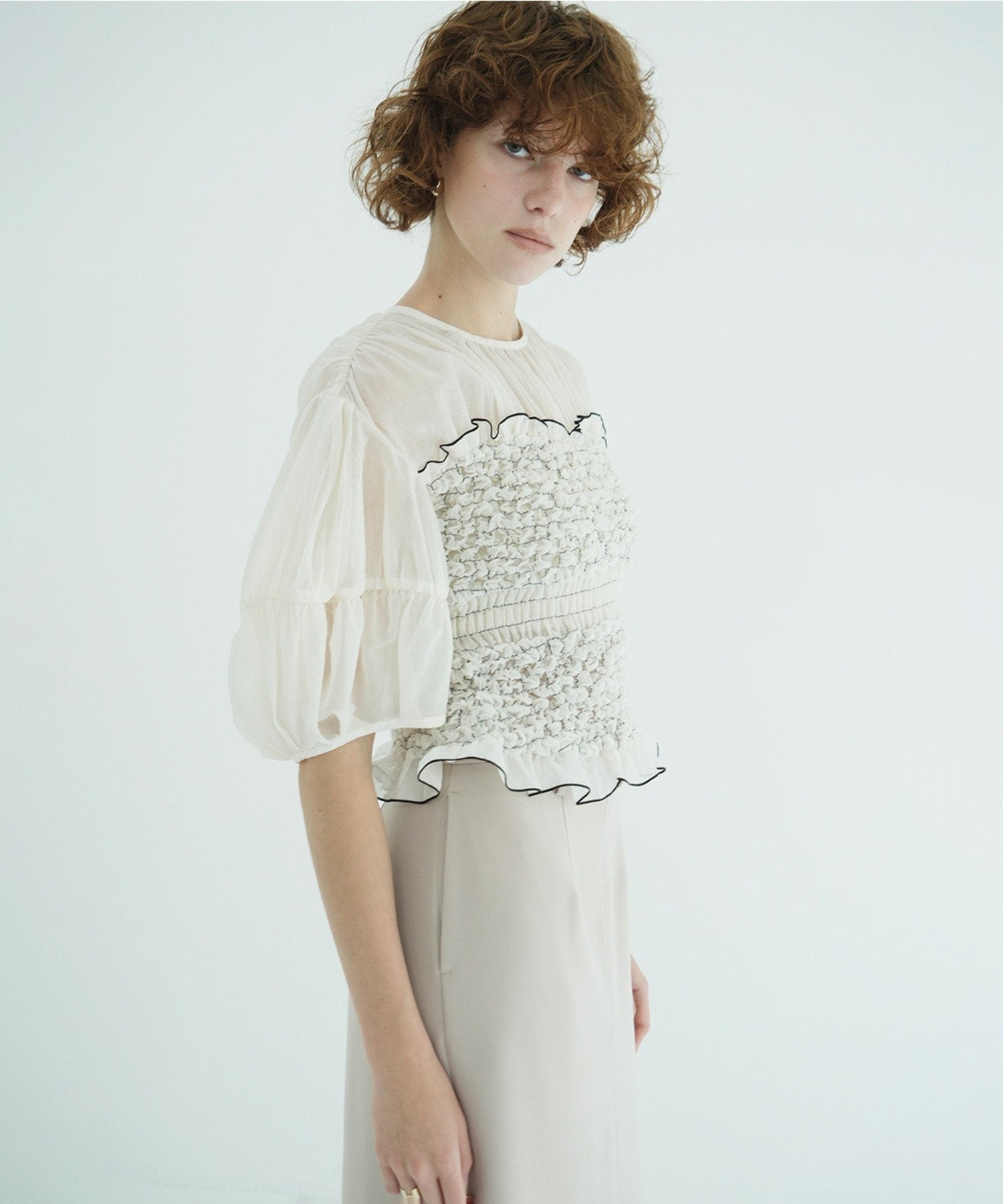 COLOR STITCHED SHIRRING TOPS CLANE