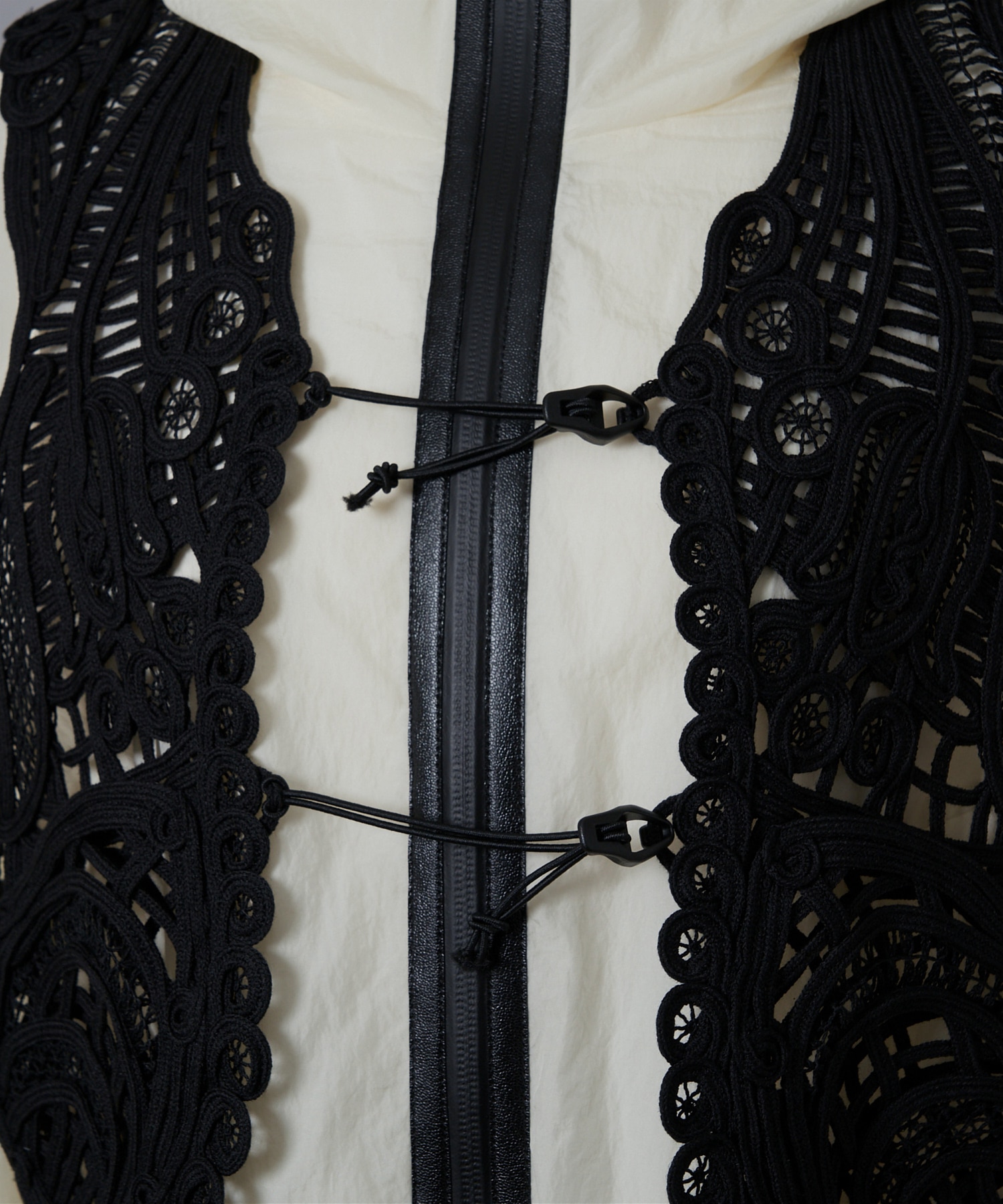 Nylon Oversized Jacket with Cording Embroidery Vest Mame Kurogouchi