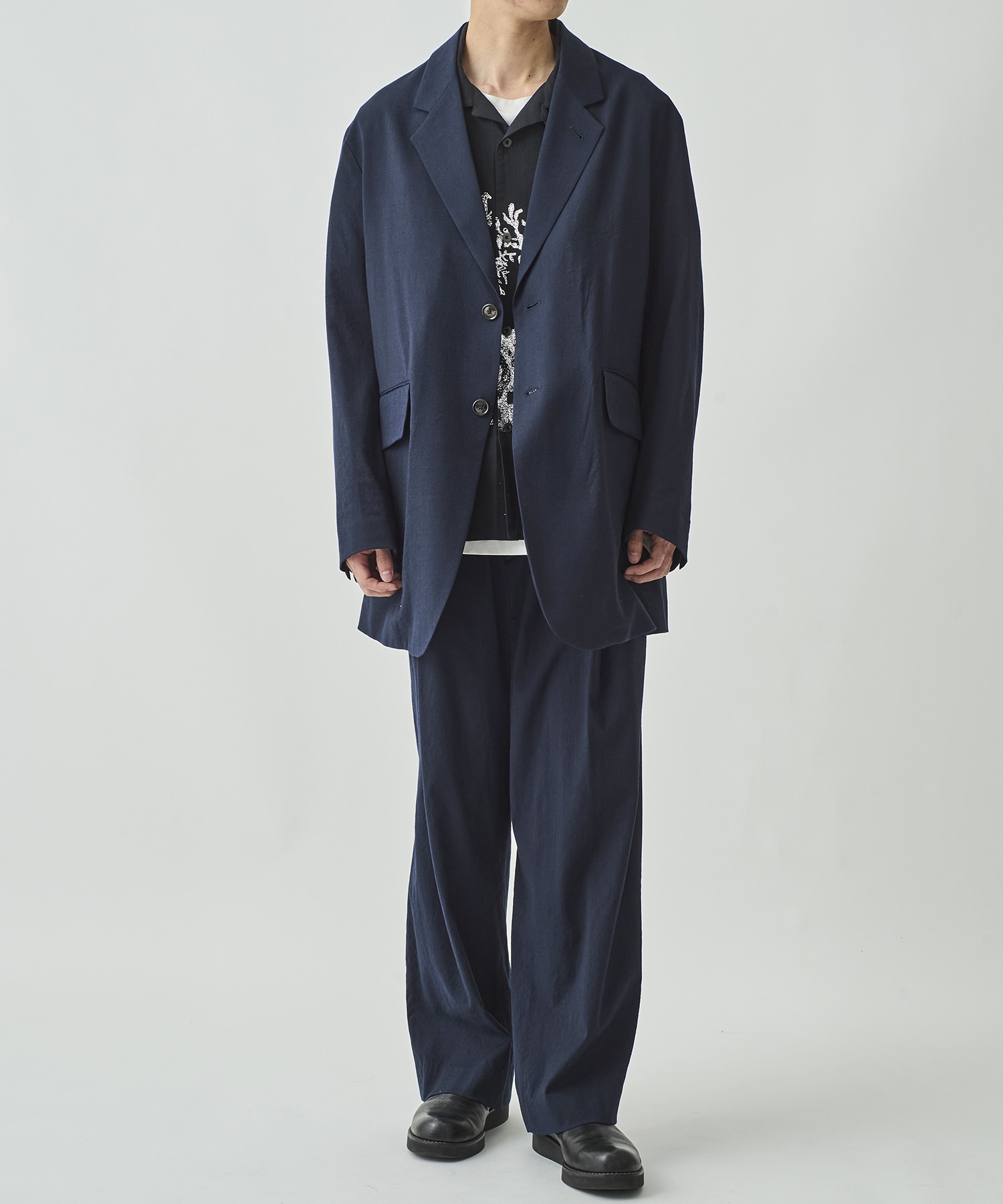 2 BUTTON JACKET URU TOKYO