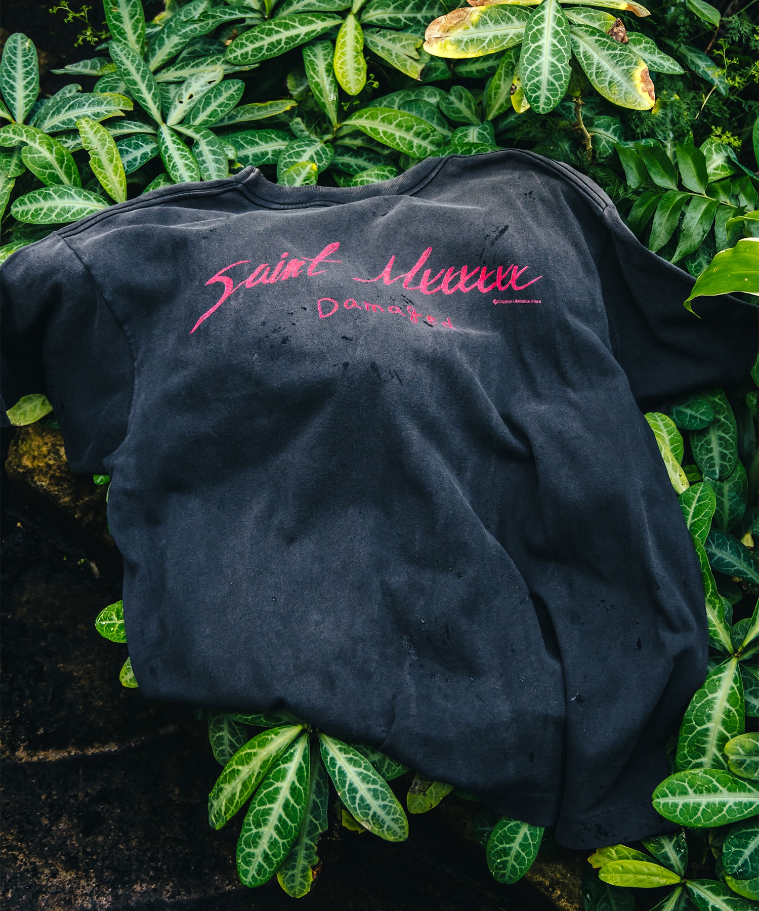 SM-HR8-0000-017/SS TEE/DAMAGED SAINT M××××××