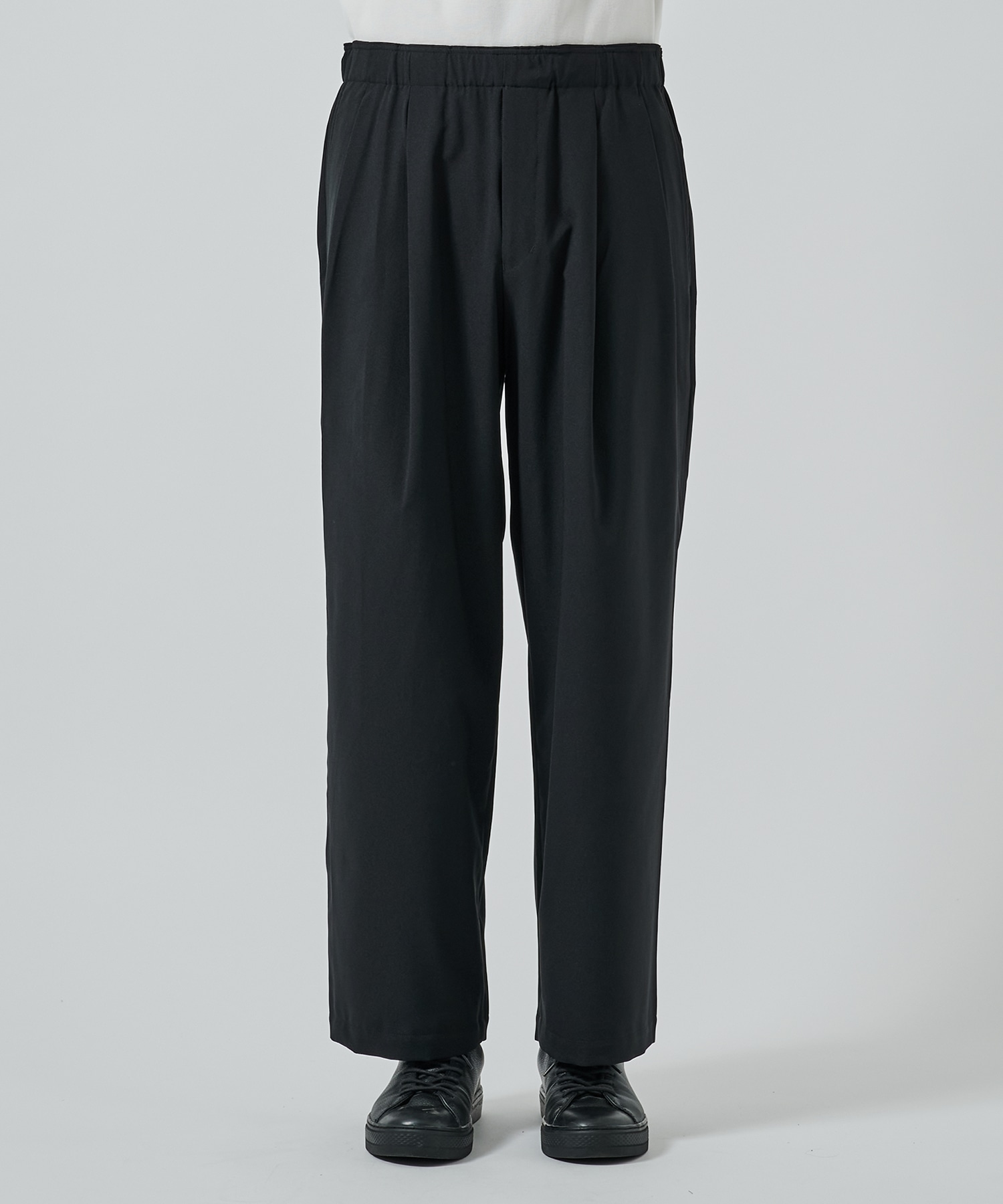 〈別注〉TWO TUCK EASY TROUSERS MARKAWARE/marka