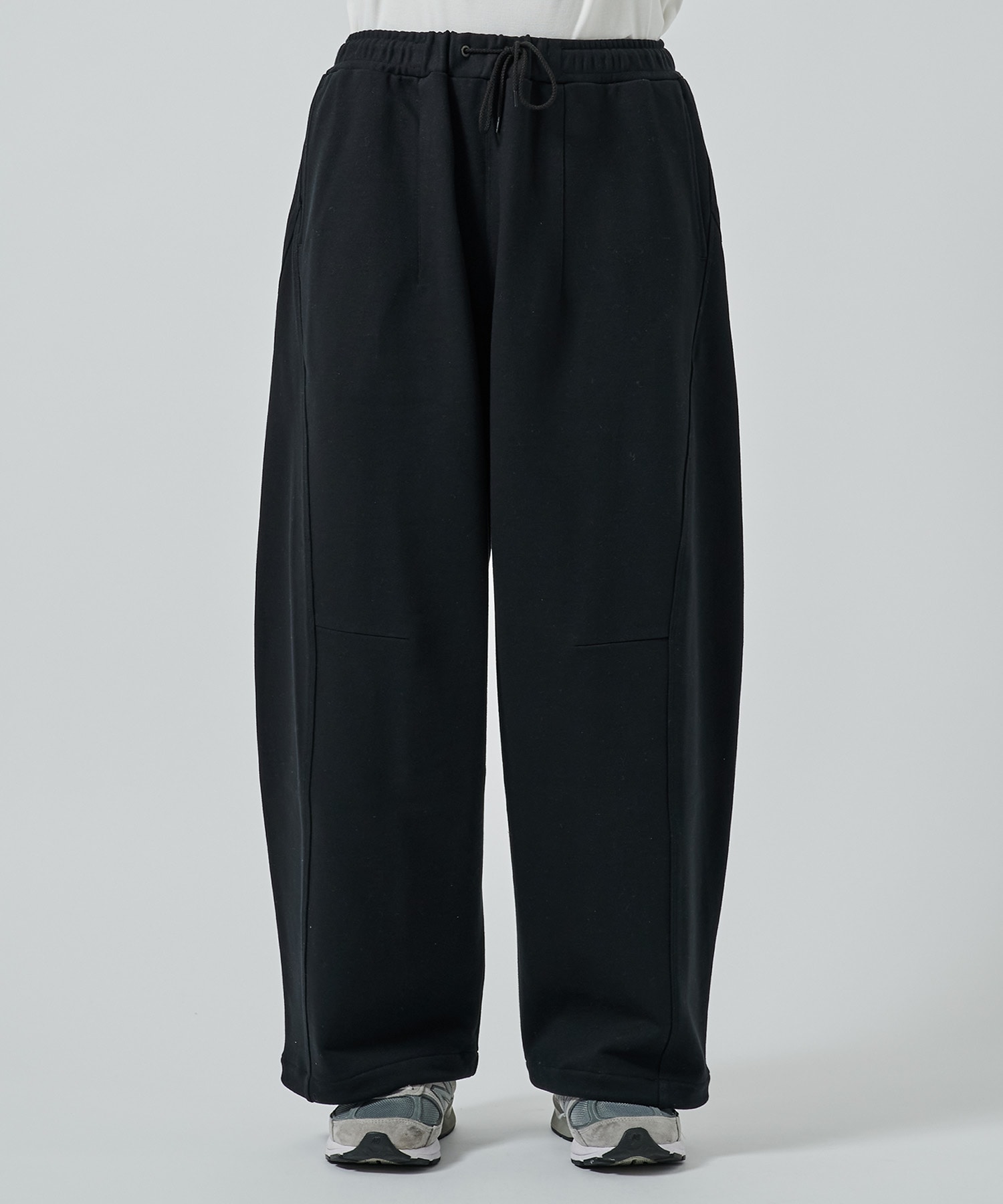 BALLOON WIDE SWEAT PANTS STUDIOUS