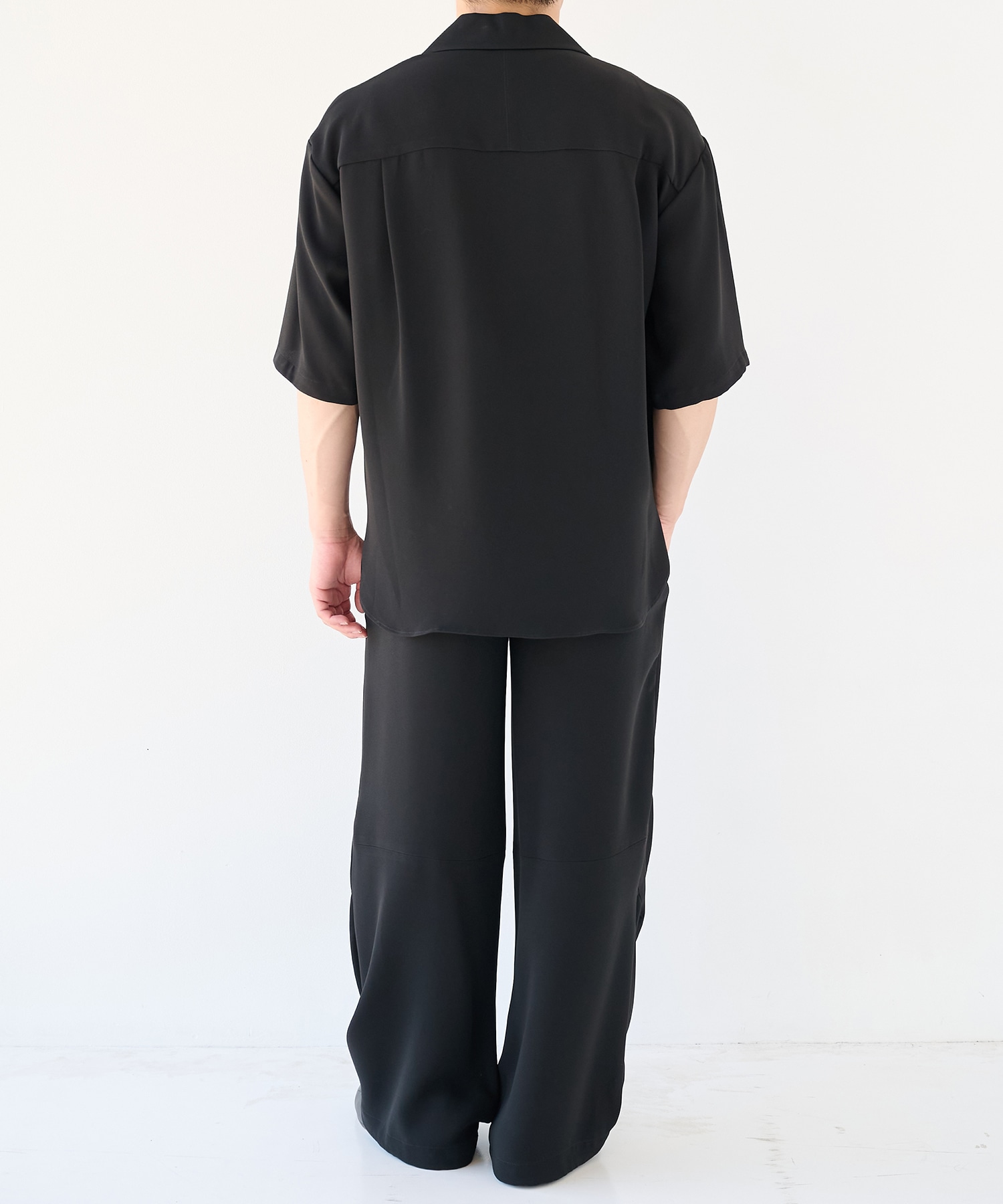 SUMMER ESSENTIAL SHIRTS S.S STUDIOUS