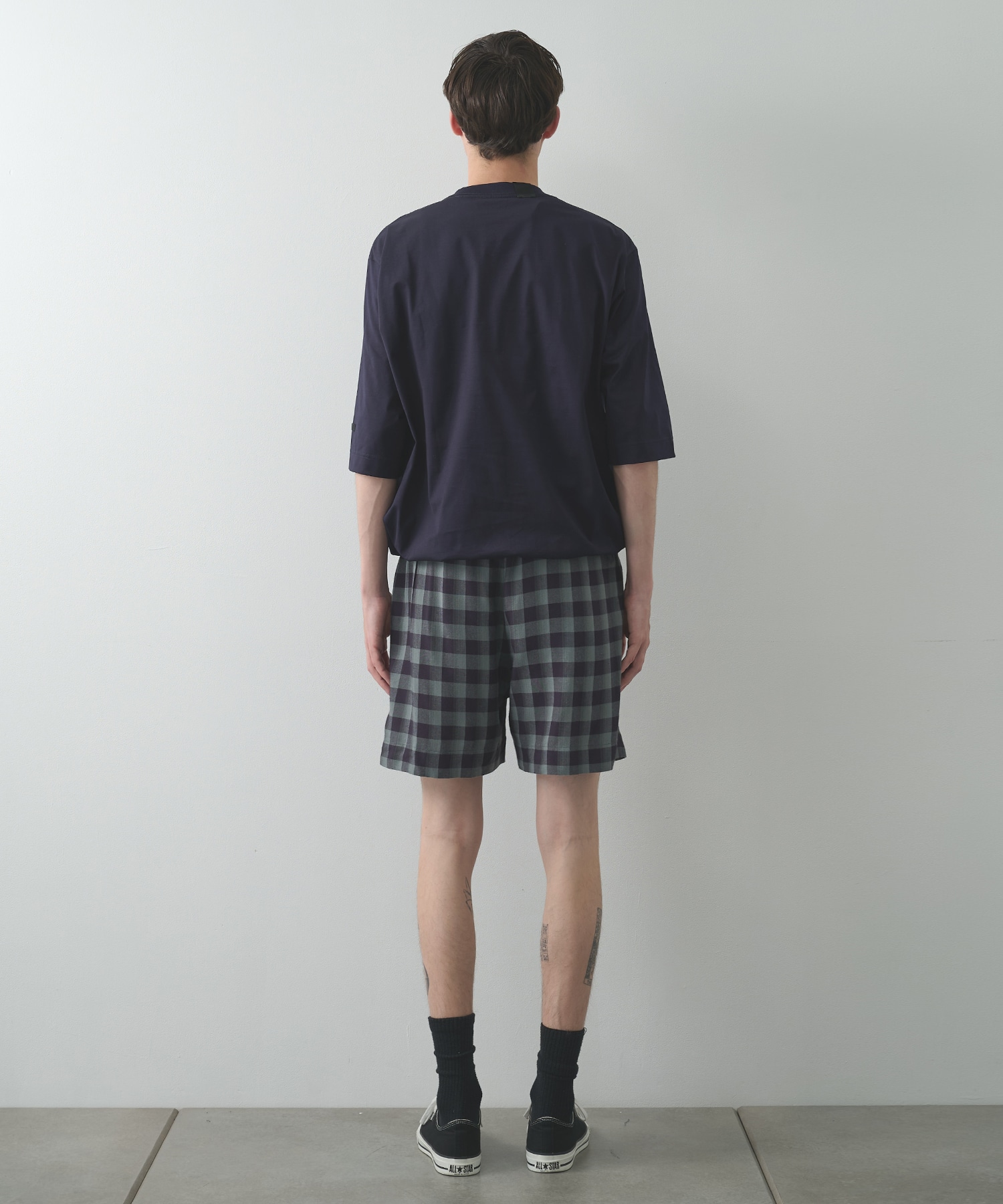 T-SHIRT N.HOOLYWOOD