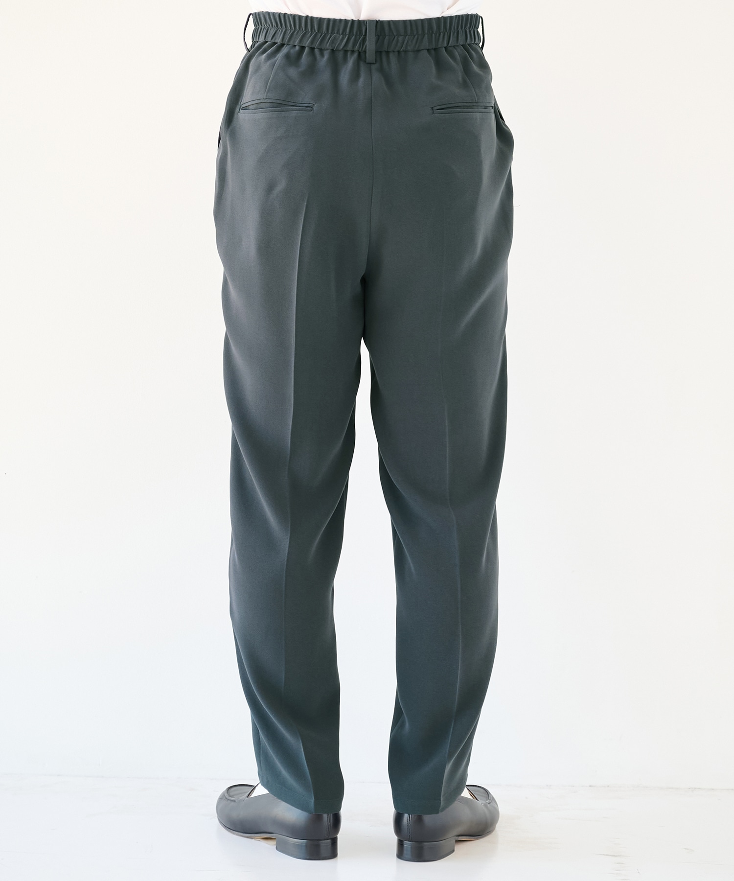 SUMMER ESSENTIAL TAPERED PANTS STUDIOUS