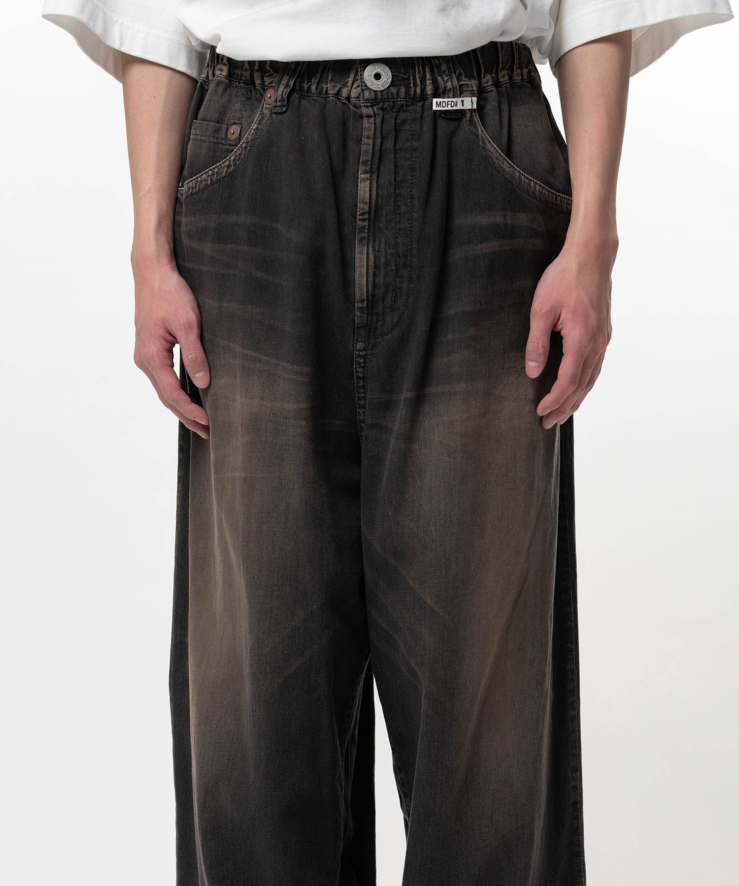 J16PT123 WIDE JEANS Maison MIHARA YASUHIRO