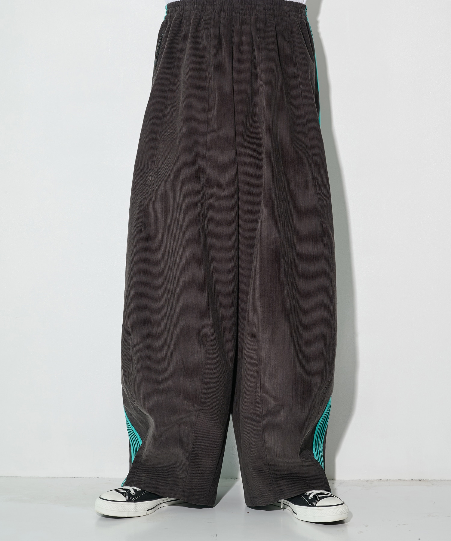 別注 H.D. Track Pant - Corduroy NEEDLES
