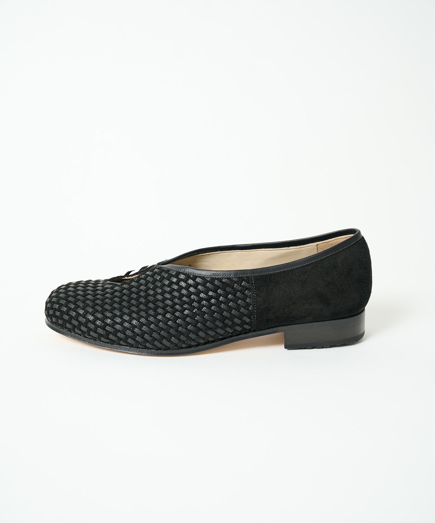 Tear Pumps Mesh Goat Suede Post Production