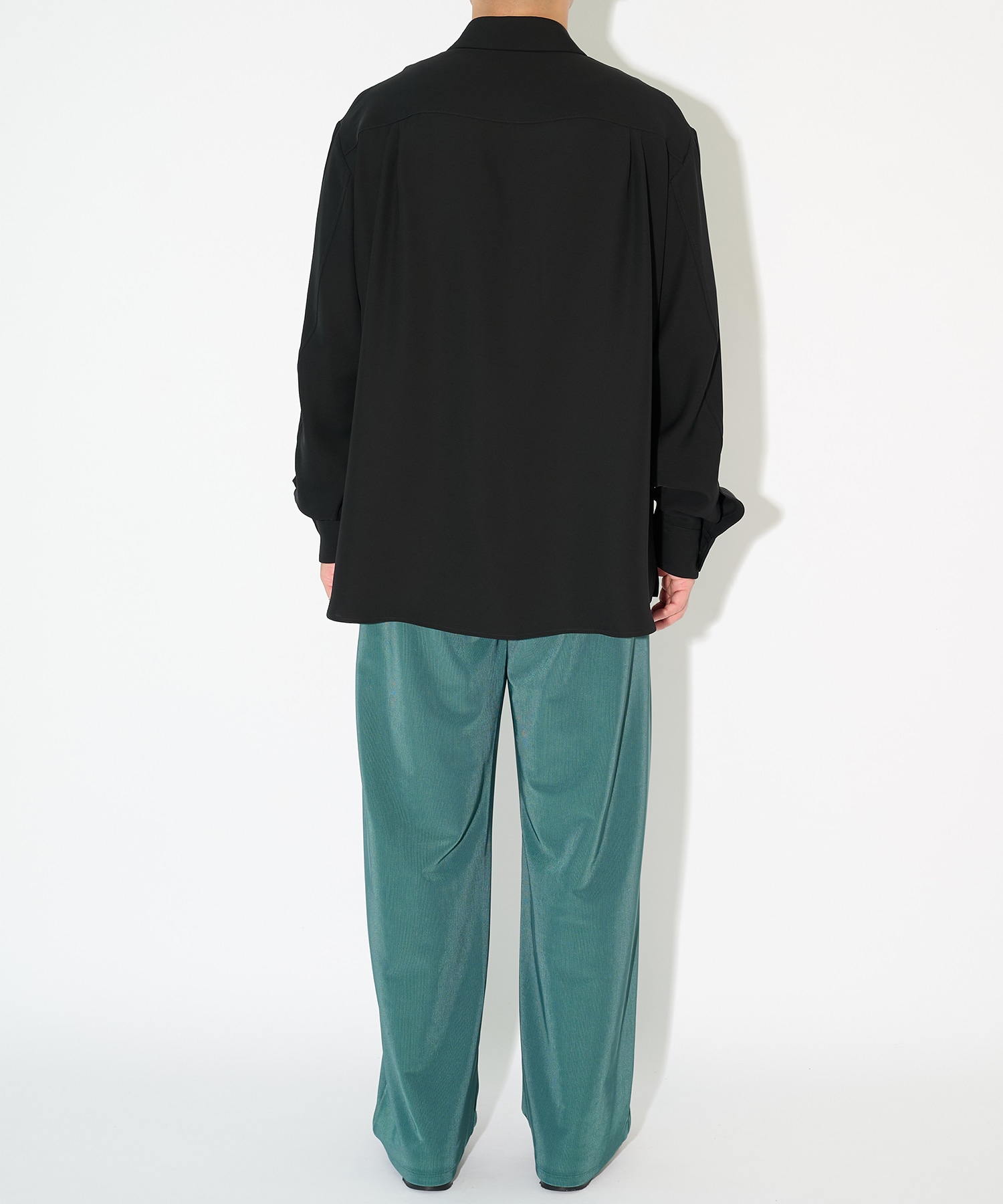 Double Satin Minimal Chin Tab Long Sleeve Shirt CULLNI