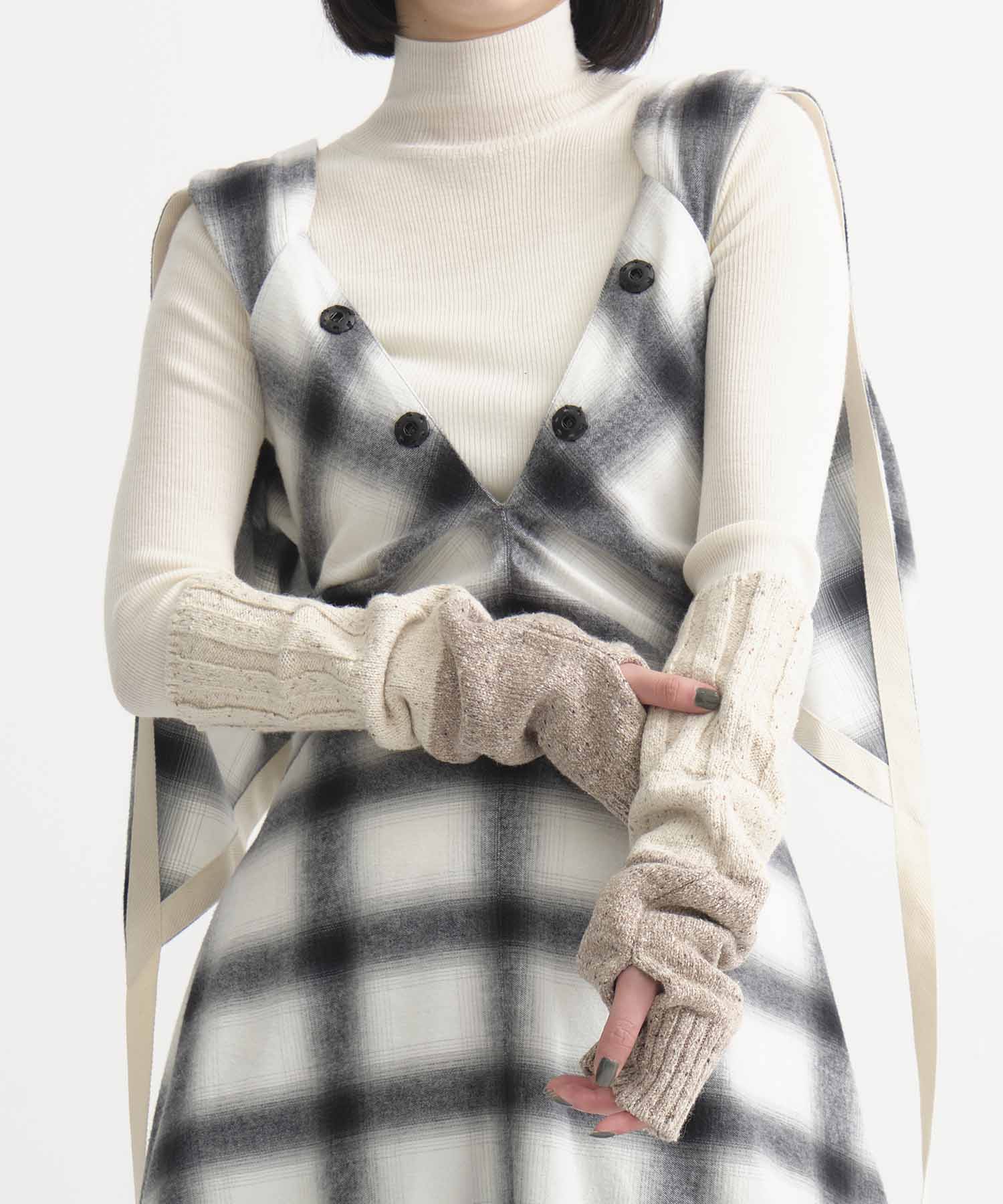 Bicolor Nep Arm Warmer STUDIOUS