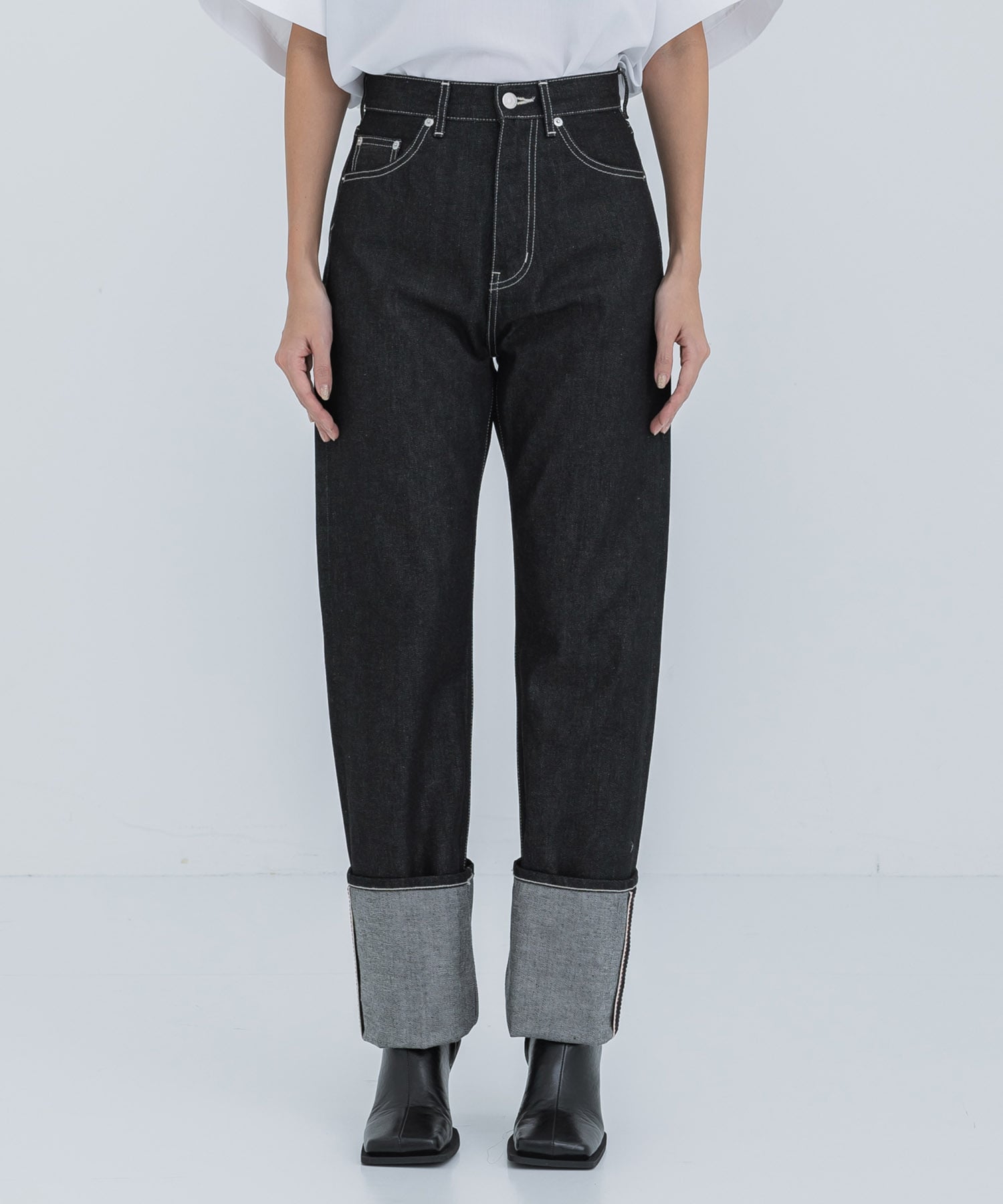 selvedge denim woman fits beautiful people