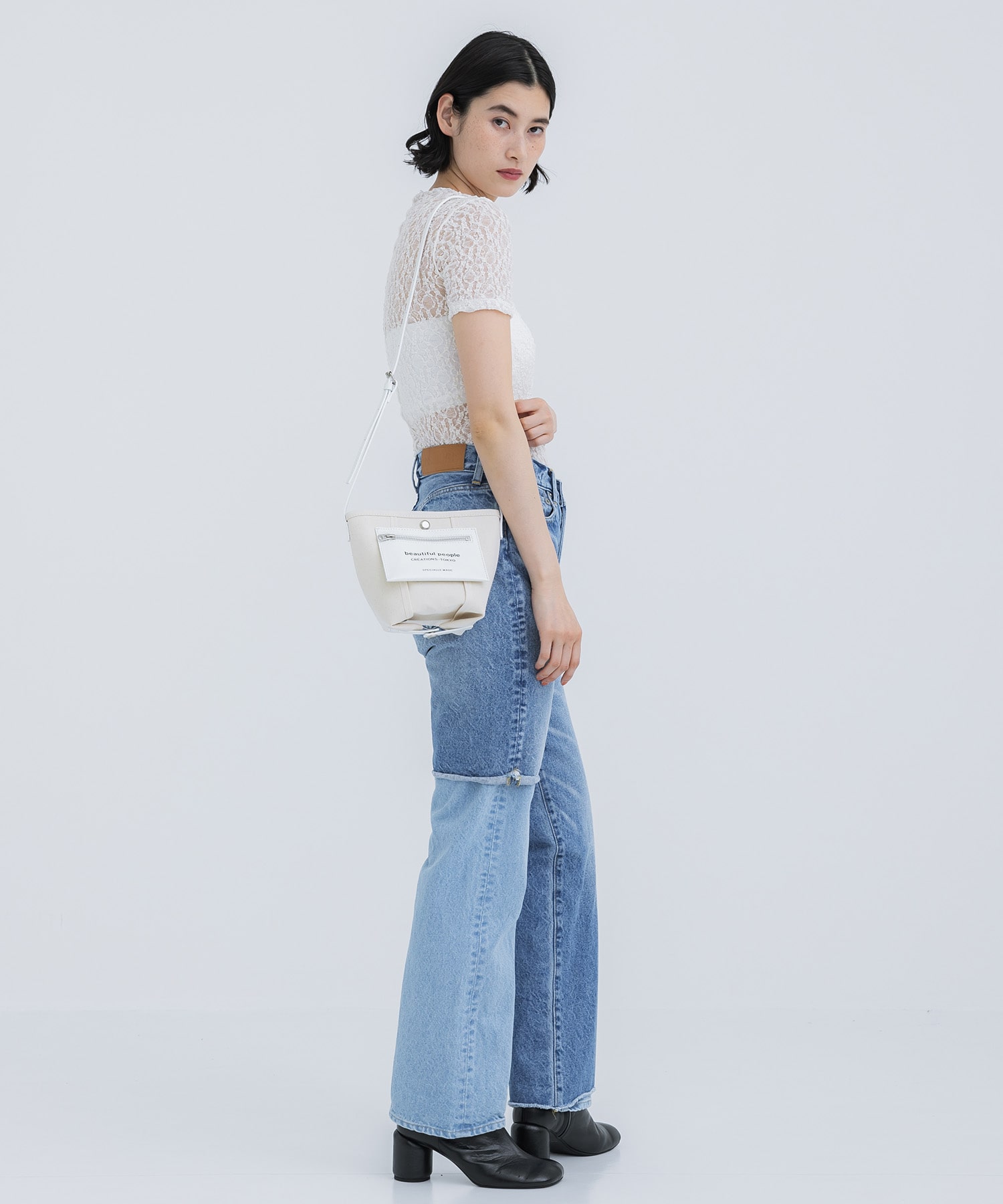 lining logo pocket mini shoulder bag beautiful people
