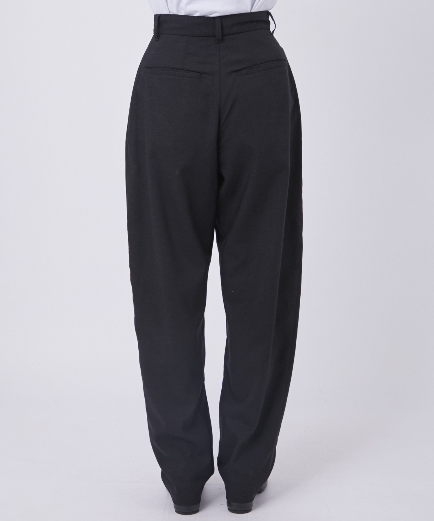 CURVE LINE PANTS CLANE
