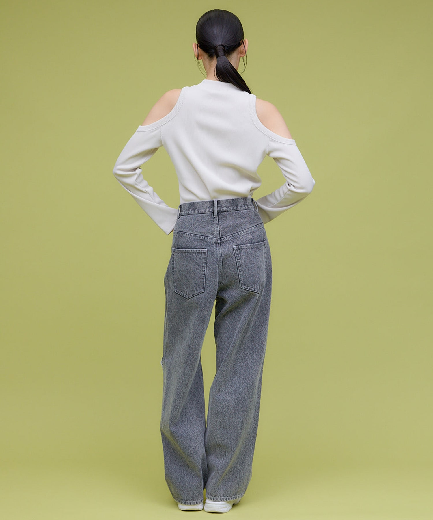 KNEE CUTTING DENIM PANTS THINGS THAT MATTER
