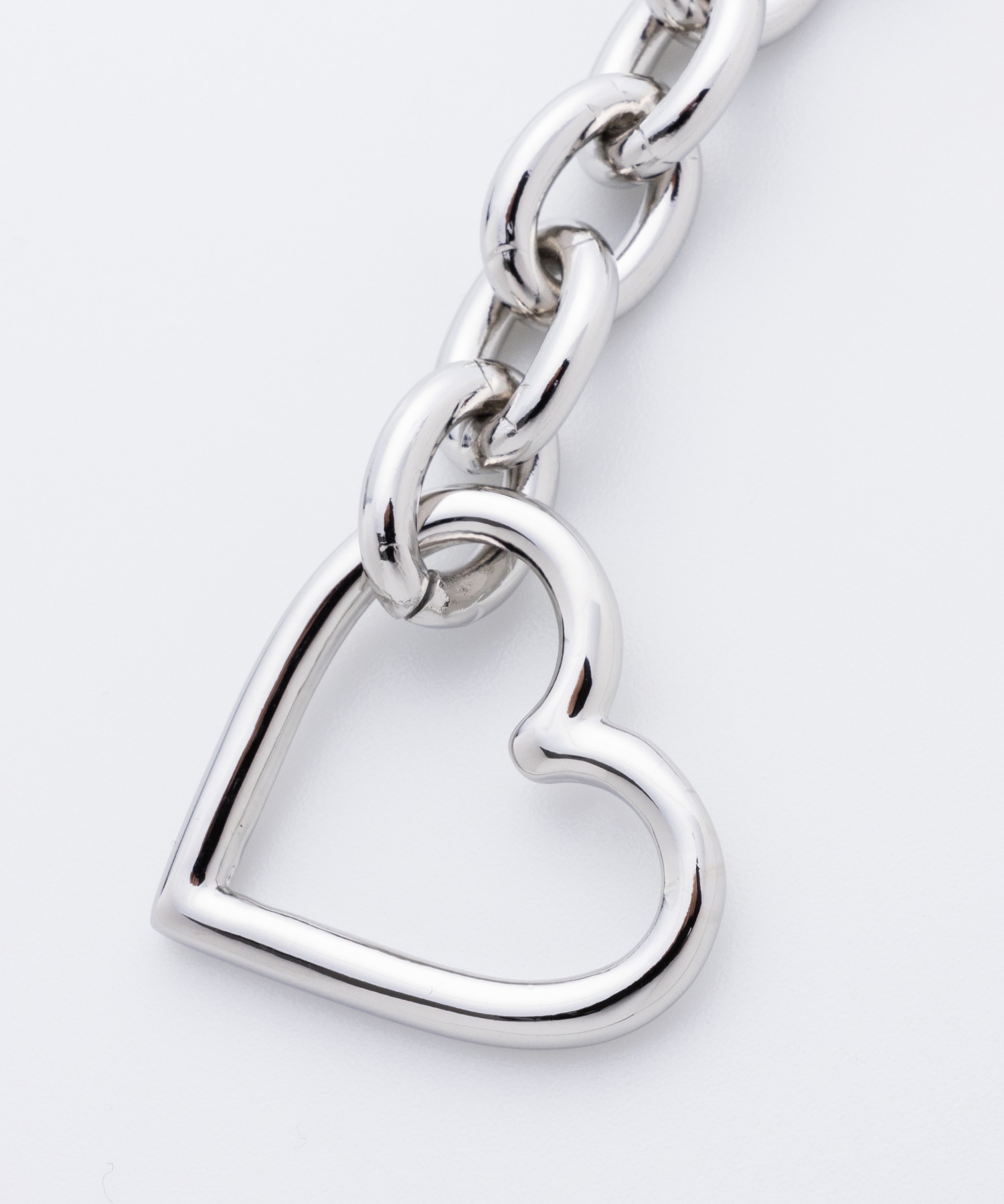 Heart Bracelet (Medium Link) BASICKS