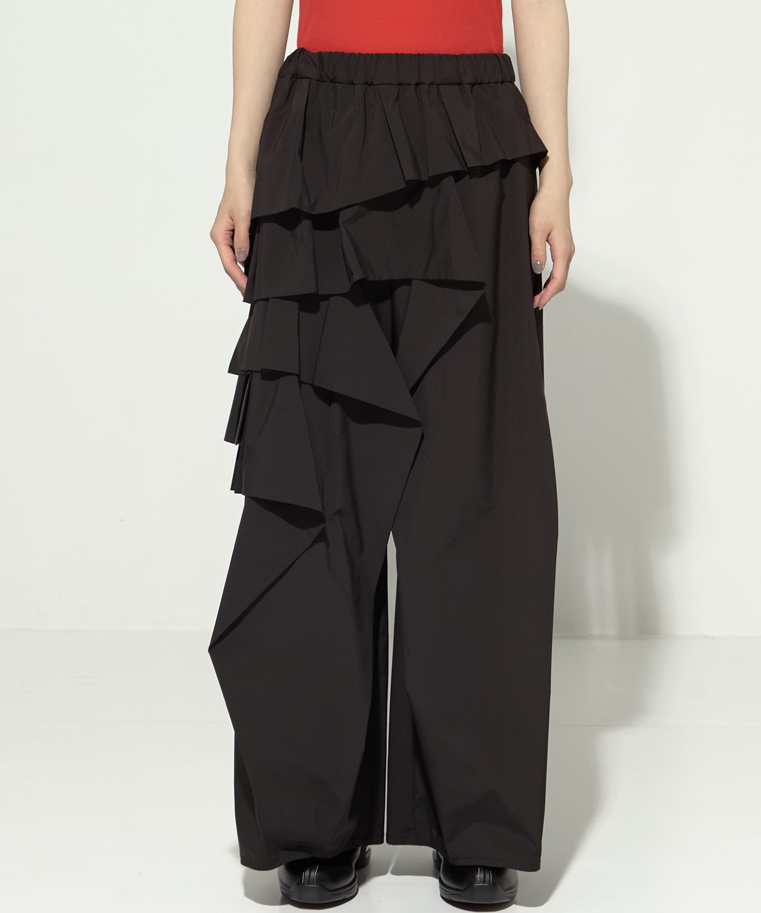 別注RUFFLE PANTS TAAKK