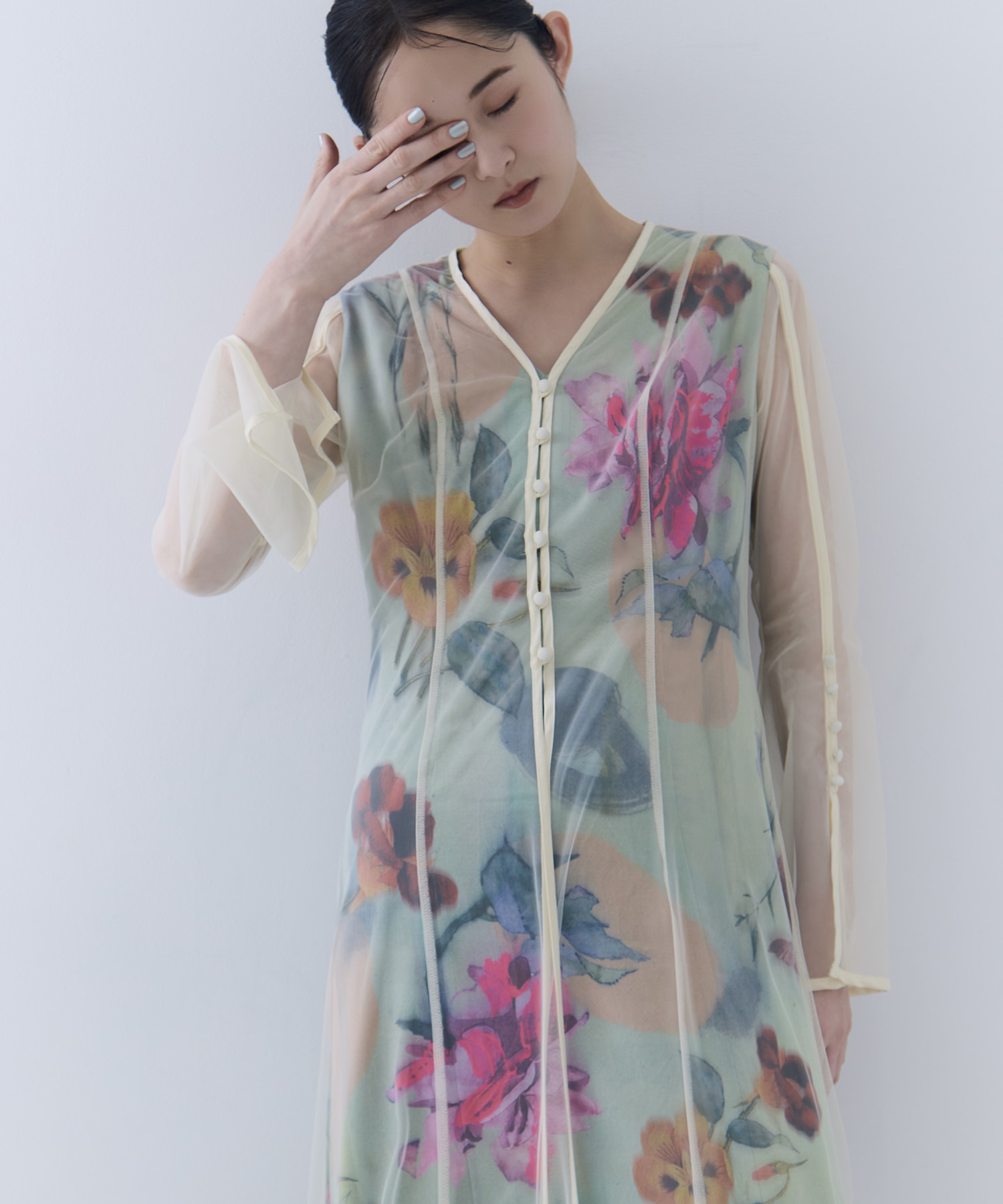UND GRACE CHIFFON VEIL DRESS AMERI