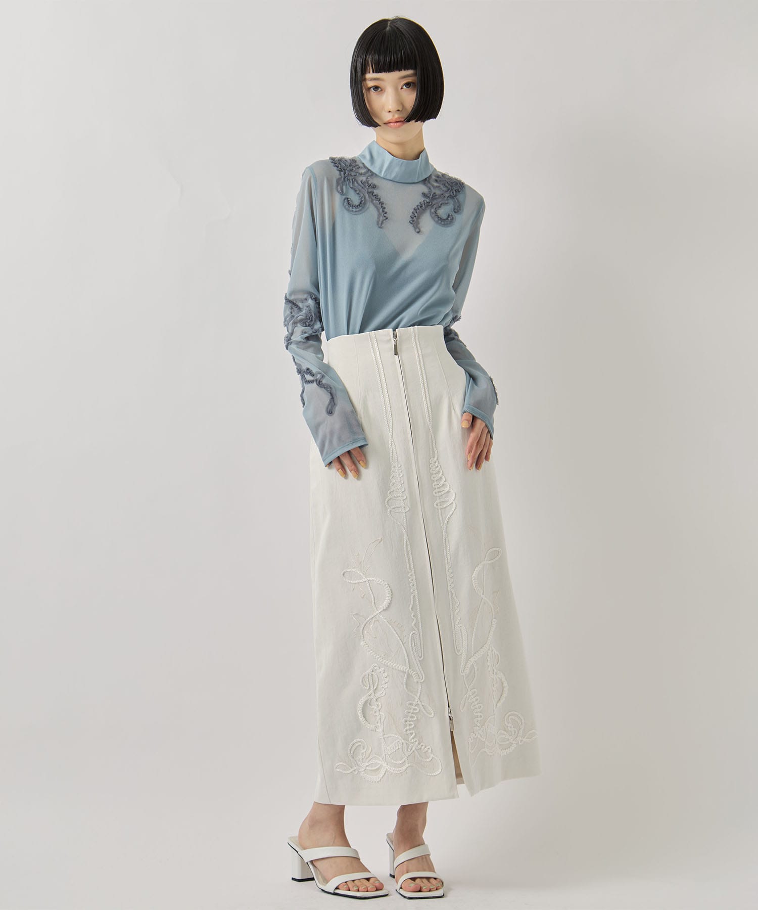 別注Cucurbita embroidered skirt MURRAL