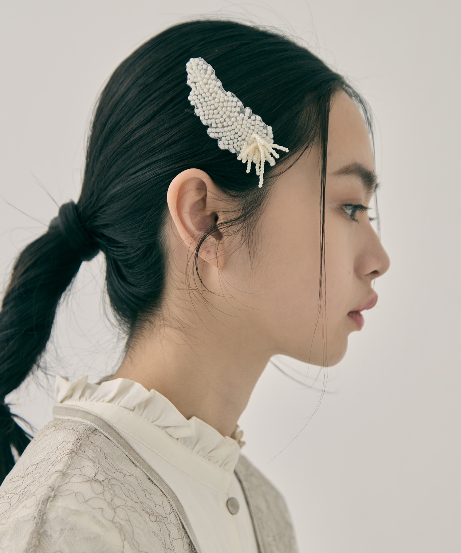 feather beads barrette (right) tanakadaisuke