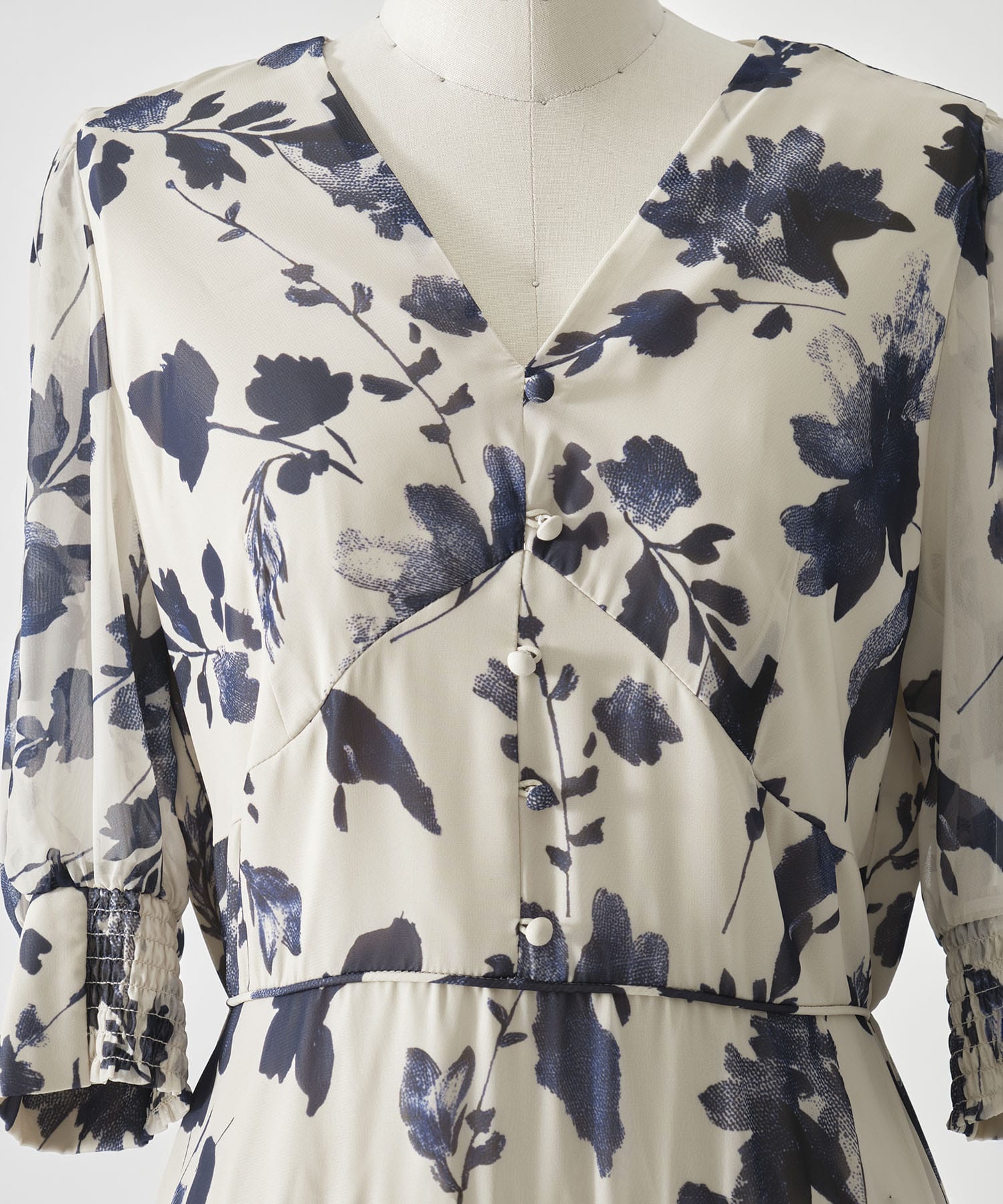 GRAINY FLOWER CHIFFON DRESS AMERI