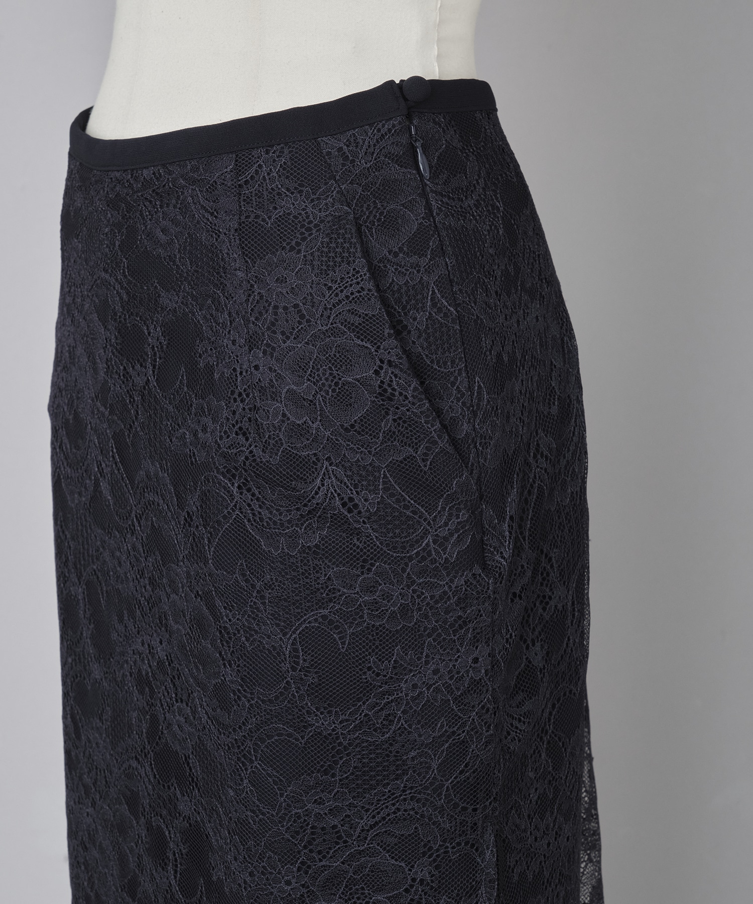 Raschel Lace Layered Trousers Mame Kurogouchi