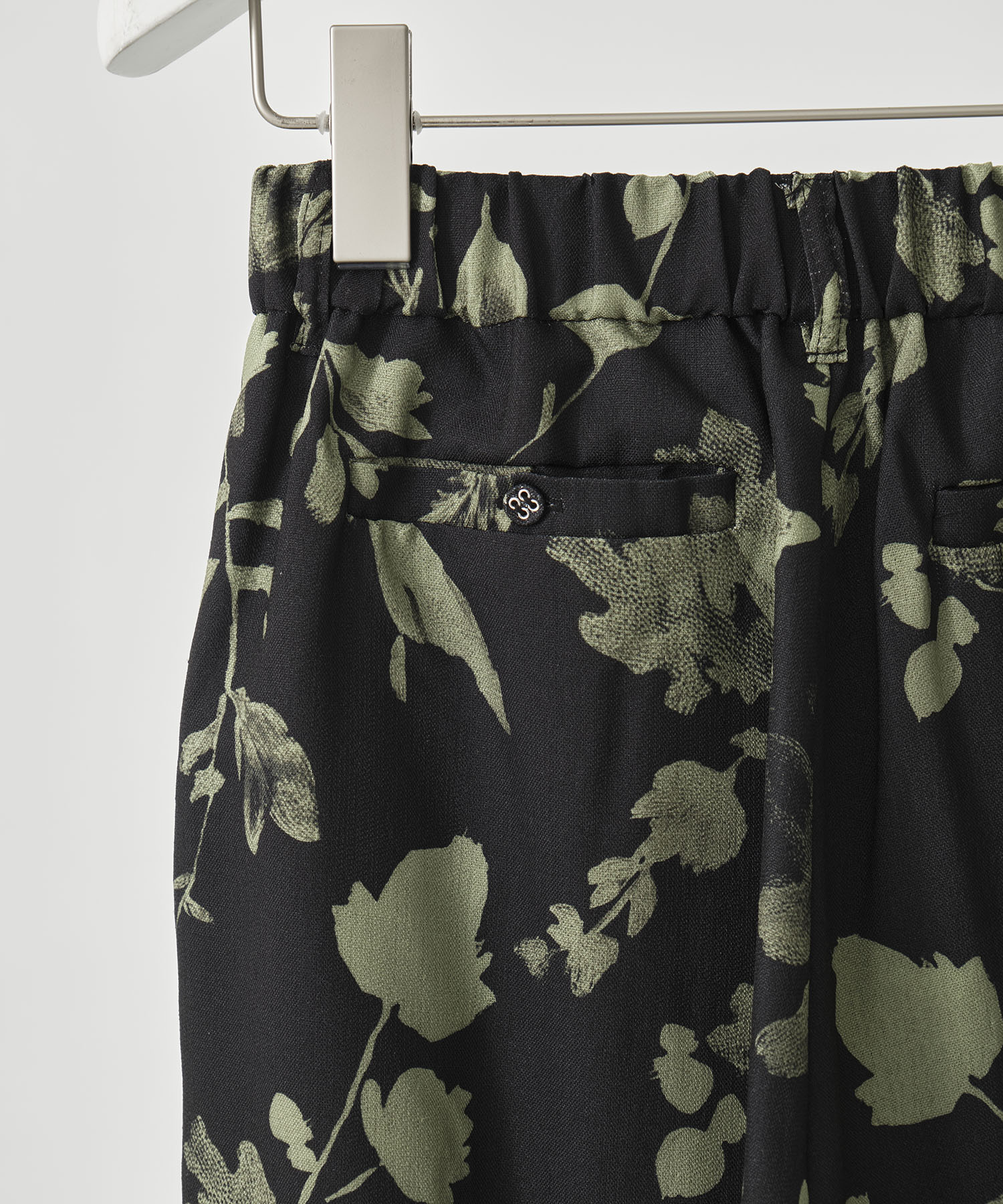 GRAINY FLOWER STRAIGHT PANTS AMERI