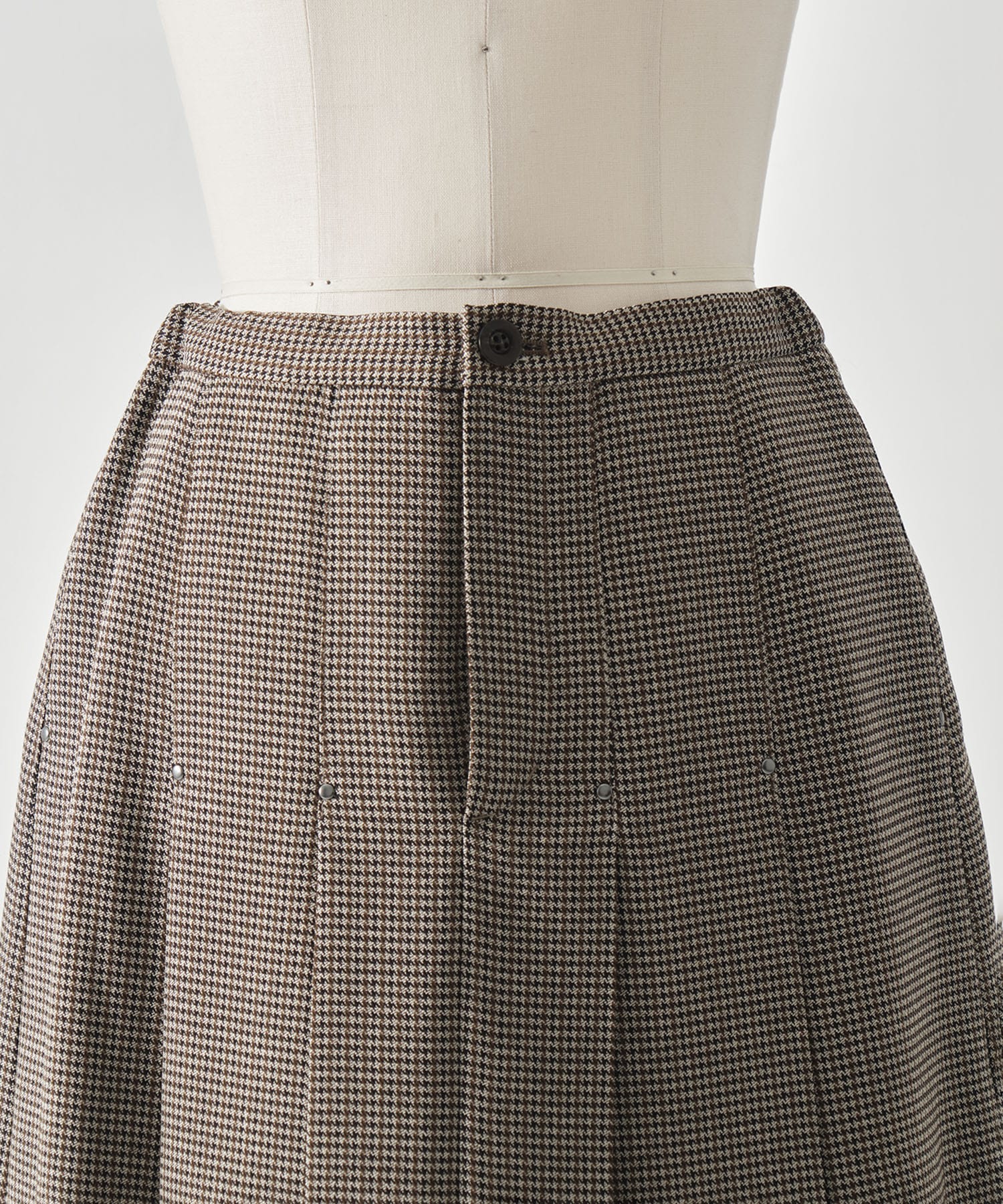 JENNY BOX PLEATED HALF SKIRT AMERI