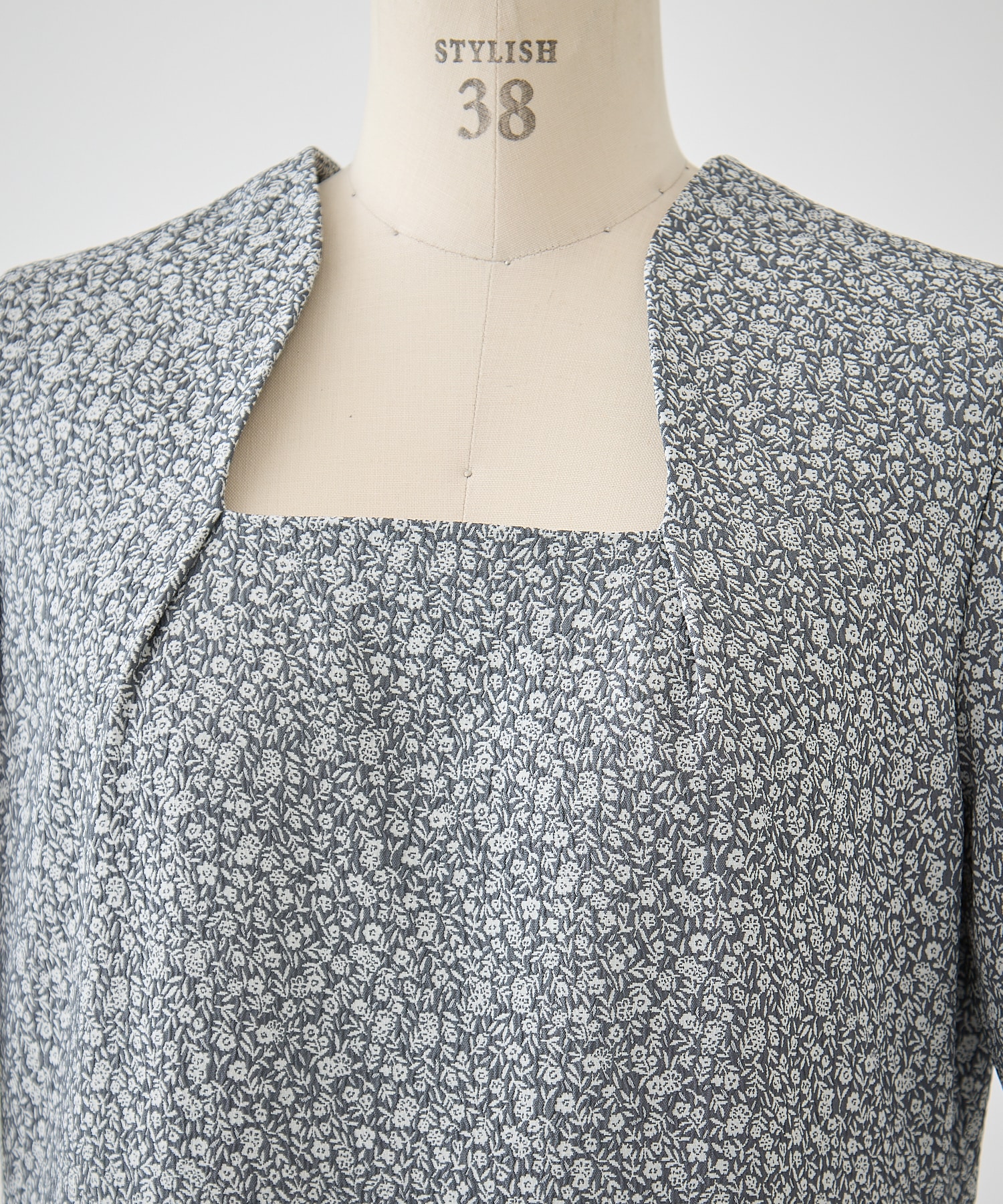 Floral Jacquard Square Neck Dress Mame Kurogouchi