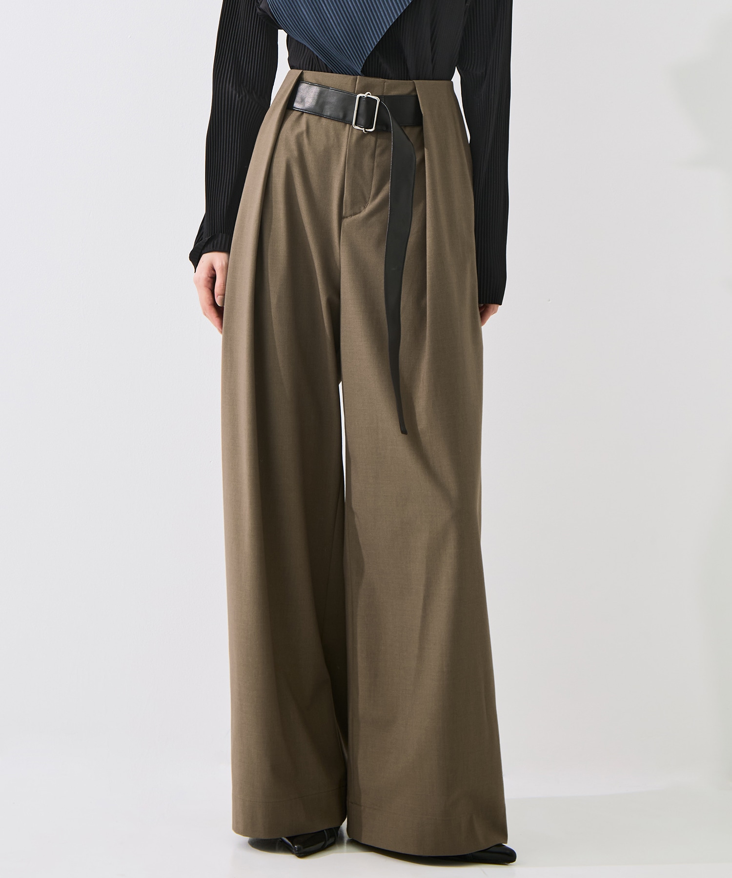 Belted Trousers STUDIOUS