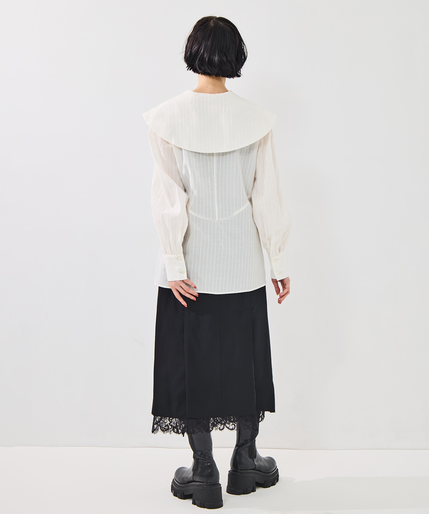 ROSE JACQUARD SAILOR COLLAR BLOUSE FETICO