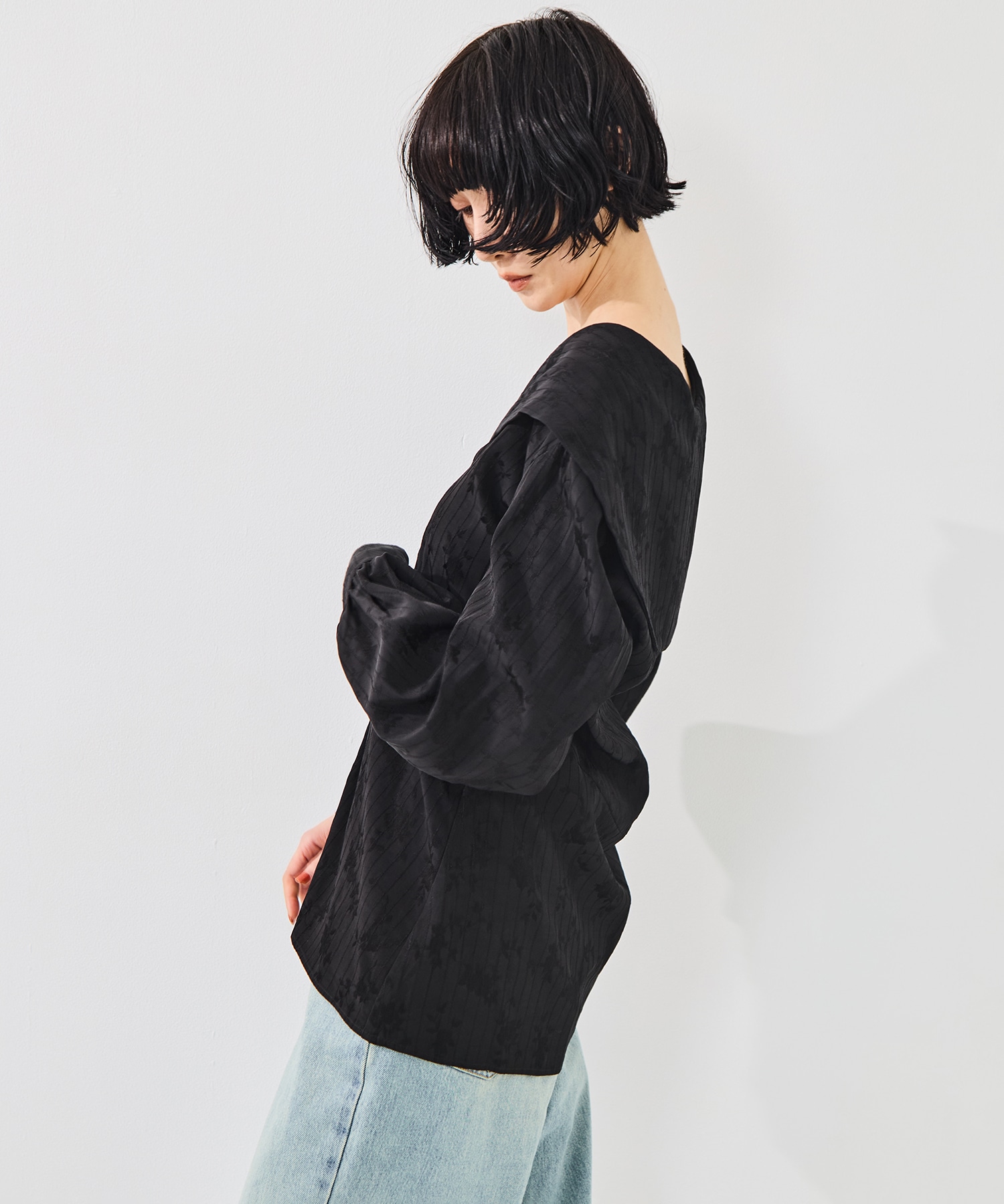 ROSE JACQUARD SAILOR COLLAR BLOUSE FETICO