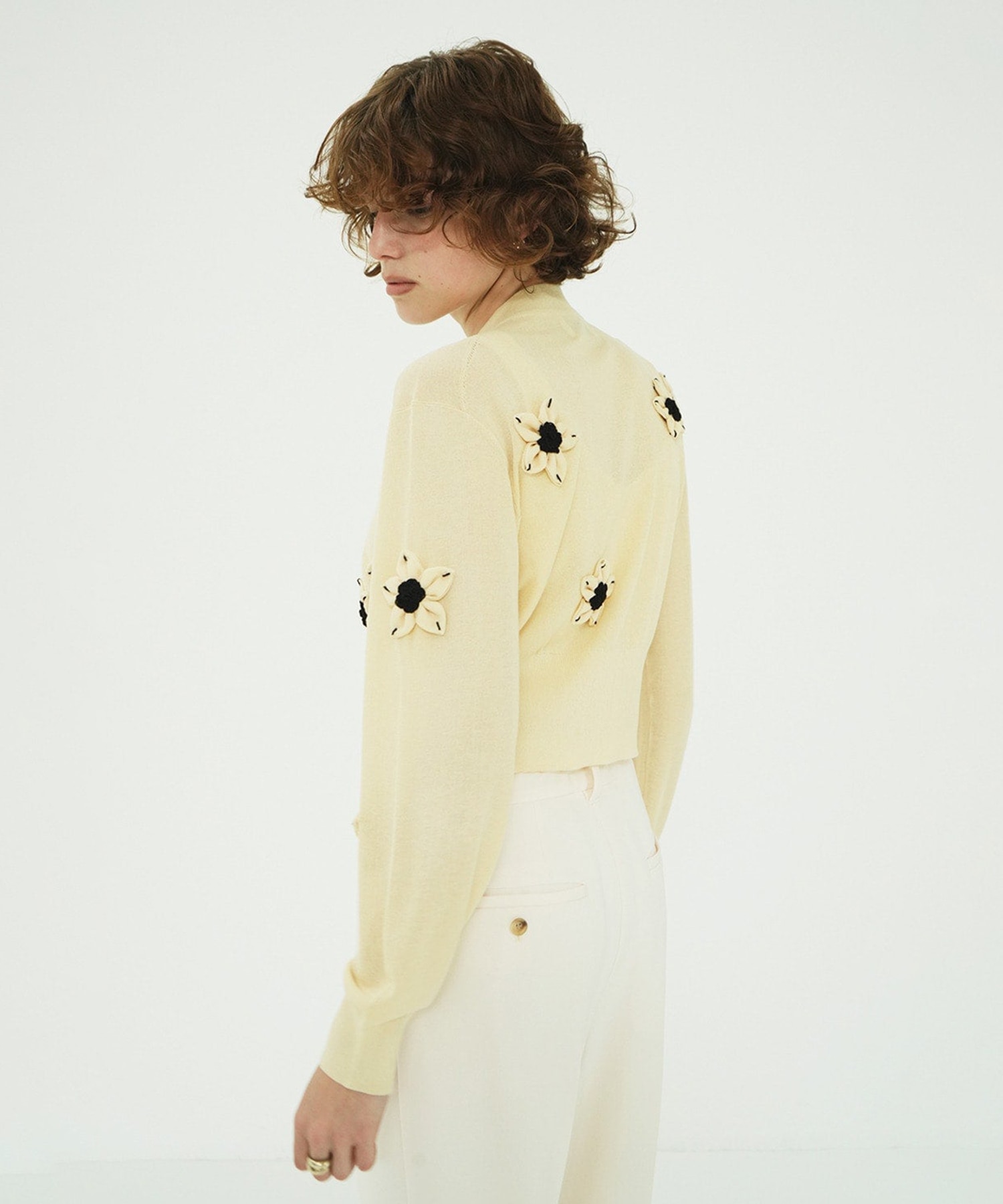 FLOWER MOTIF KNIT CARDIGAN CLANE