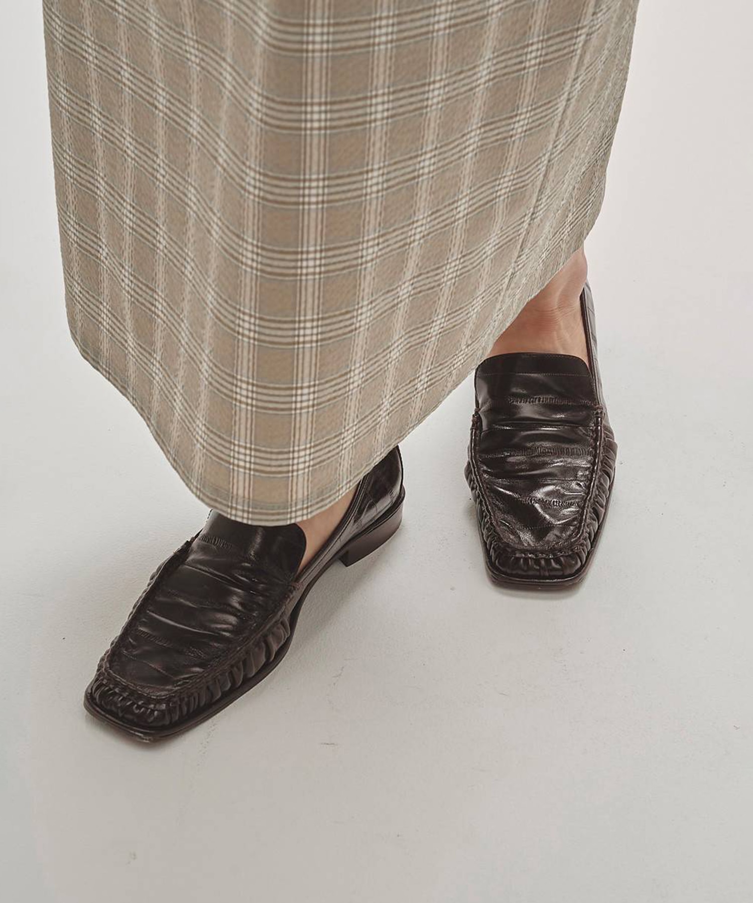 Squaretoe Gather Loafers TODAYFUL