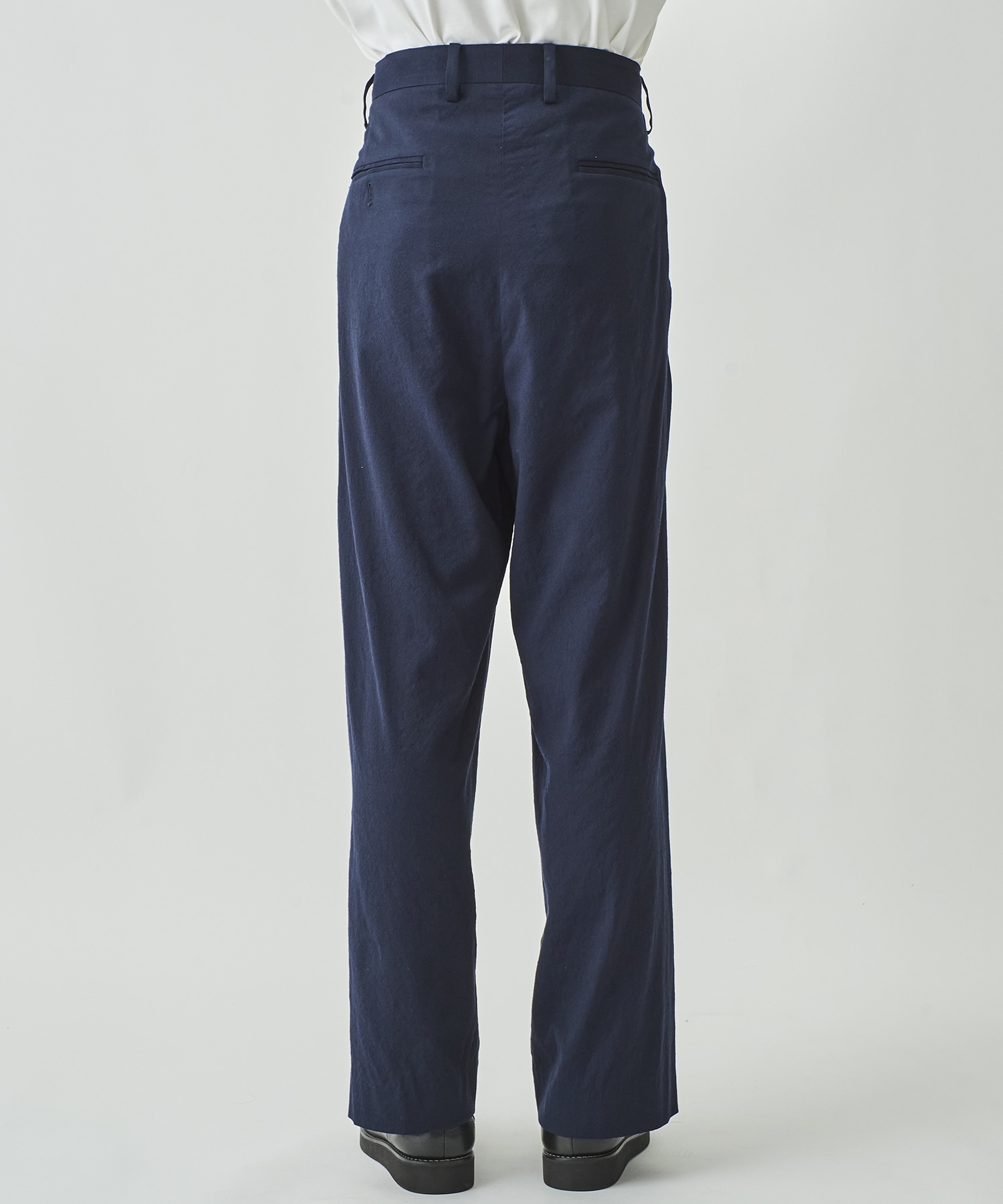 1 TUCK PANTS URU TOKYO