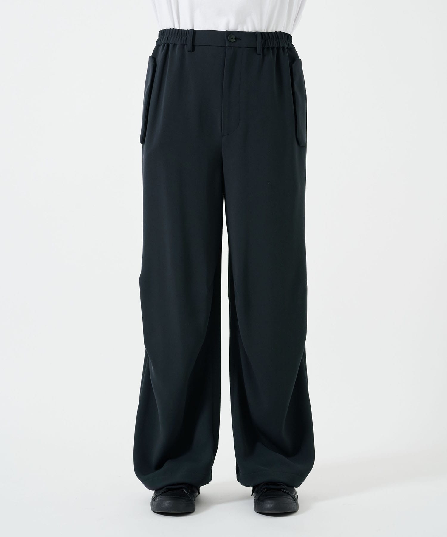 ESSENTIAL RELAX WIDE PANTS STUDIOUS
