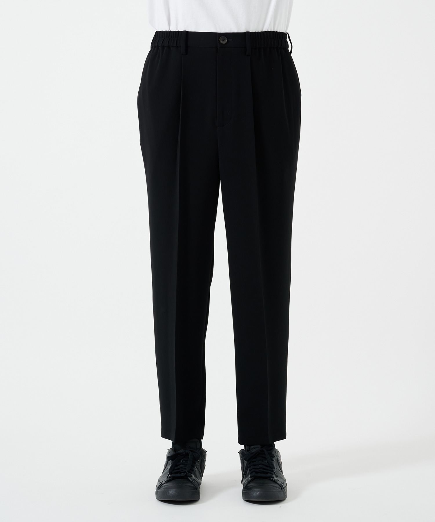 ESSENTIAL WIDE TAPERED PANTS STUDIOUS